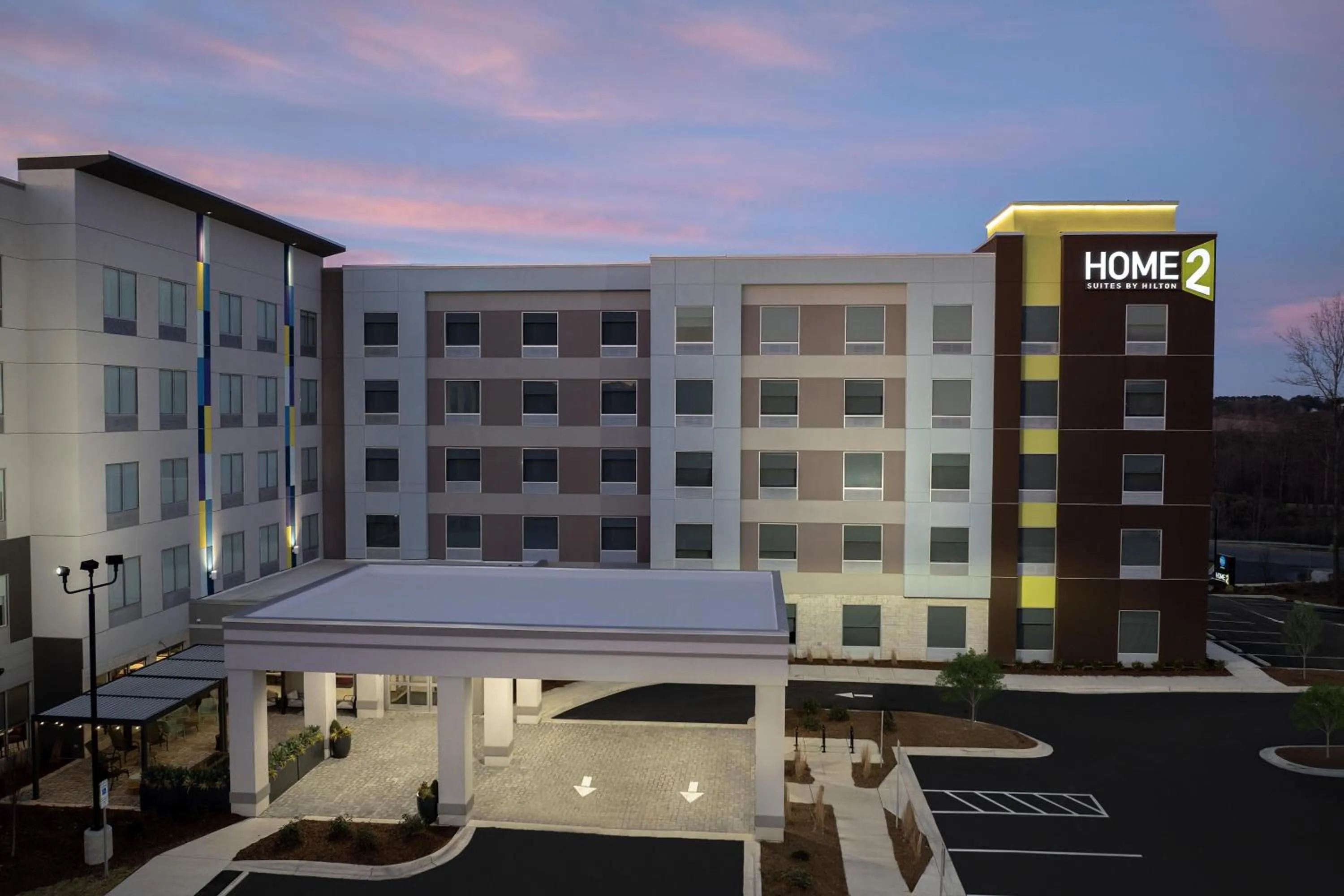 Property building in Home2 Suites By Hilton Concord Charlotte