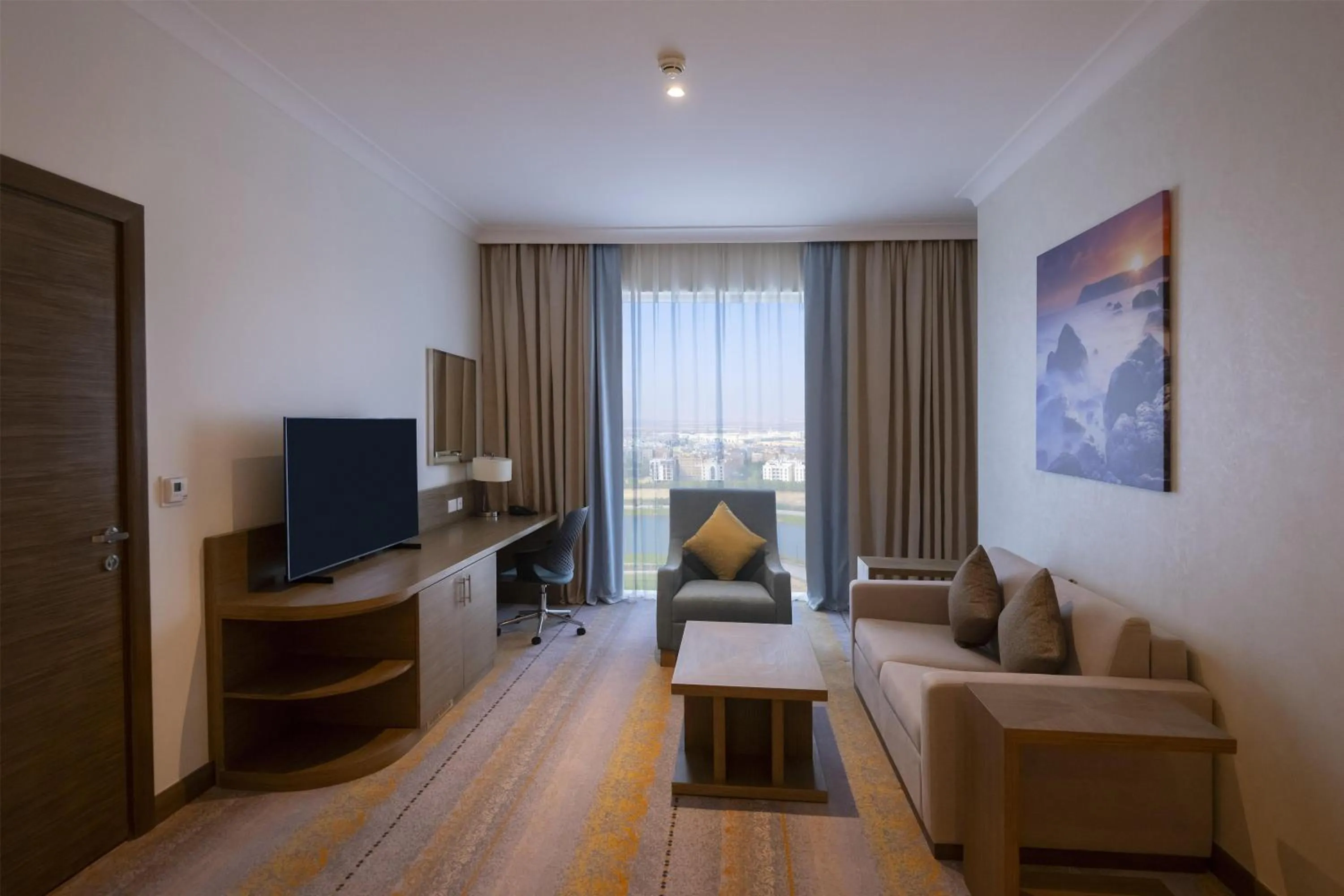 Living room in Hilton Garden Inn Al Khobar King Fahd Causeway