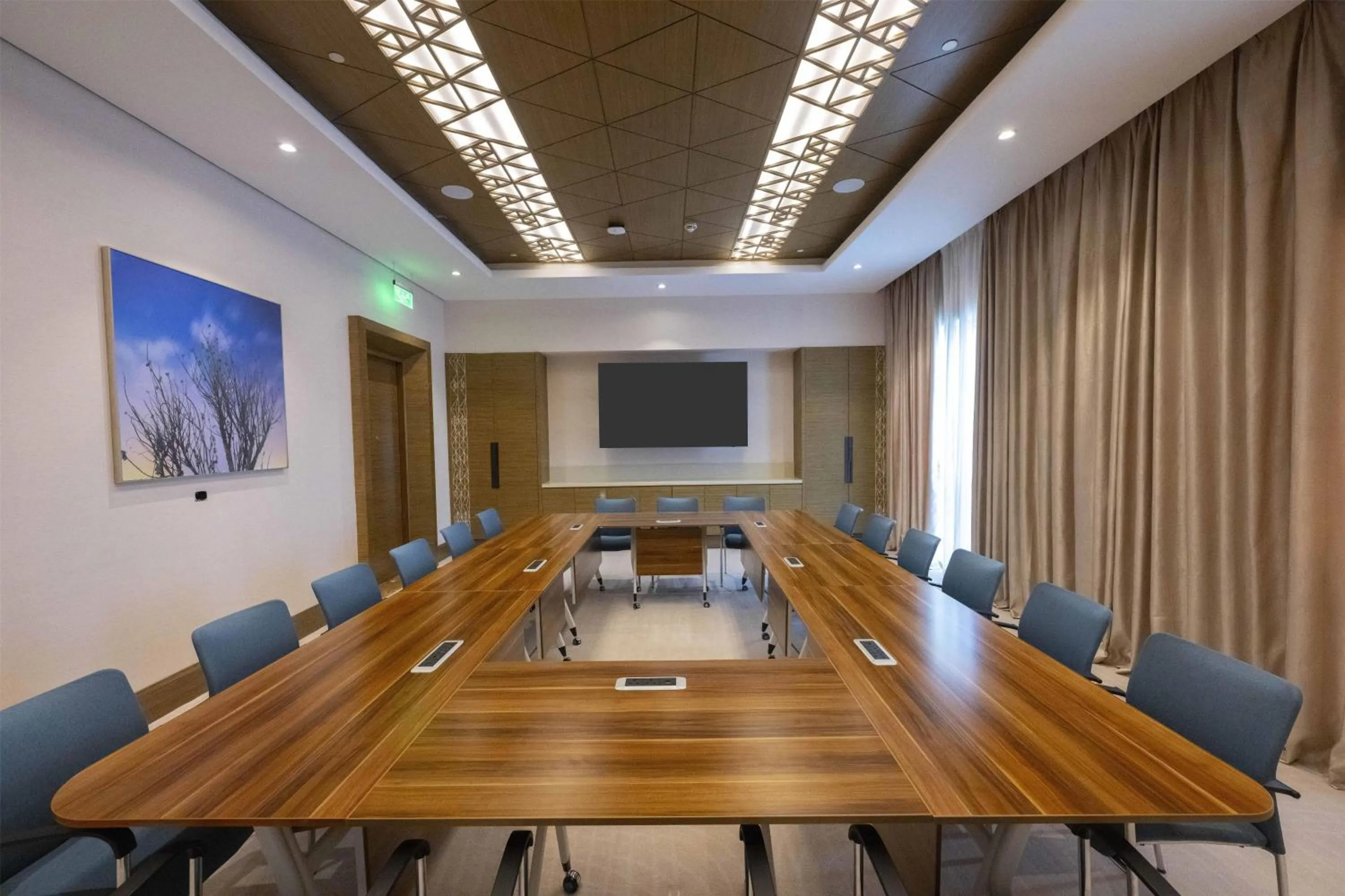Meeting/conference room in Hilton Garden Inn Al Khobar King Fahd Causeway