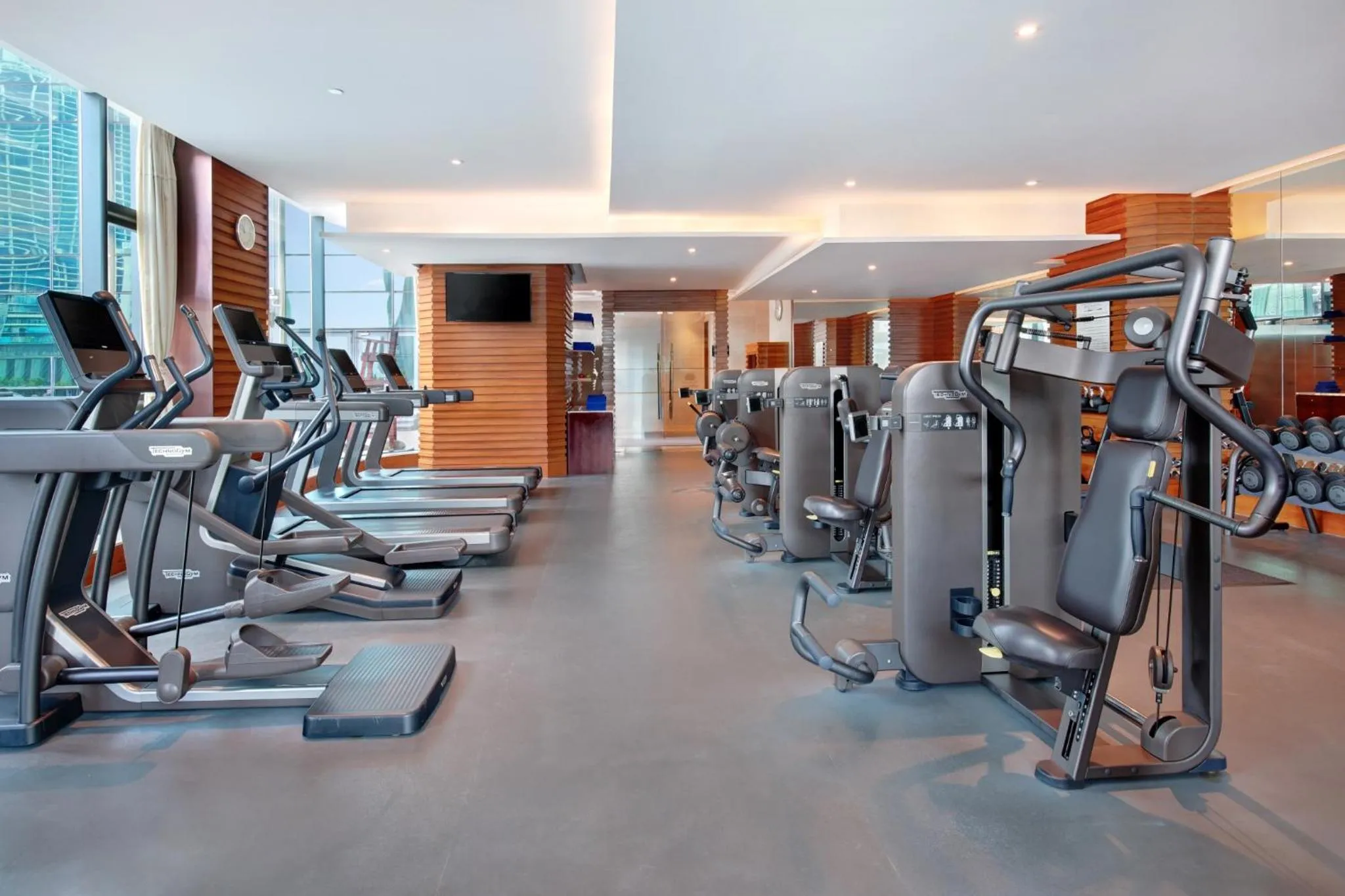 Fitness centre/facilities in The Reverie Saigon Residential Suites