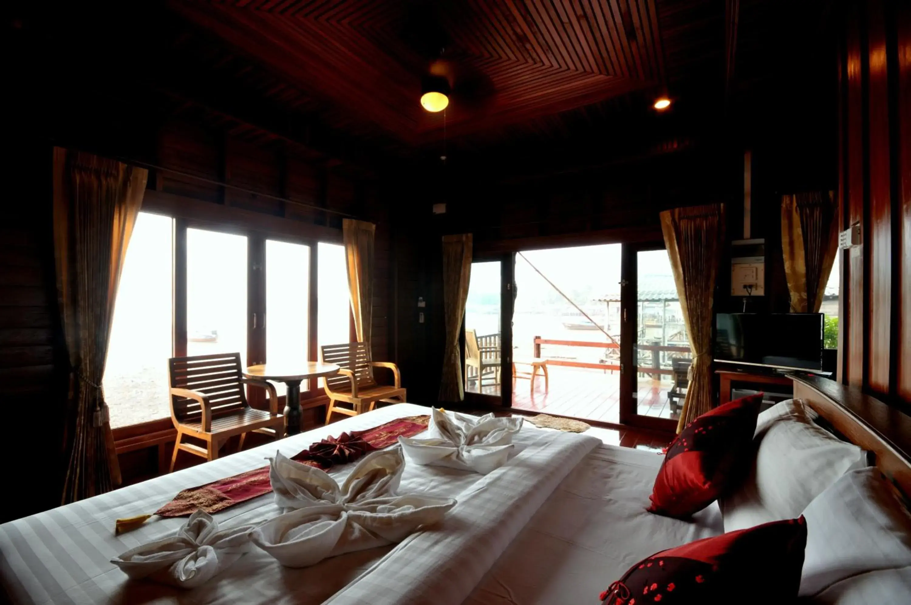 Deluxe Double Room with Balcony and Sea View in Fresh House Deluxe Double Room with Balcony and Sea View in Fresh House