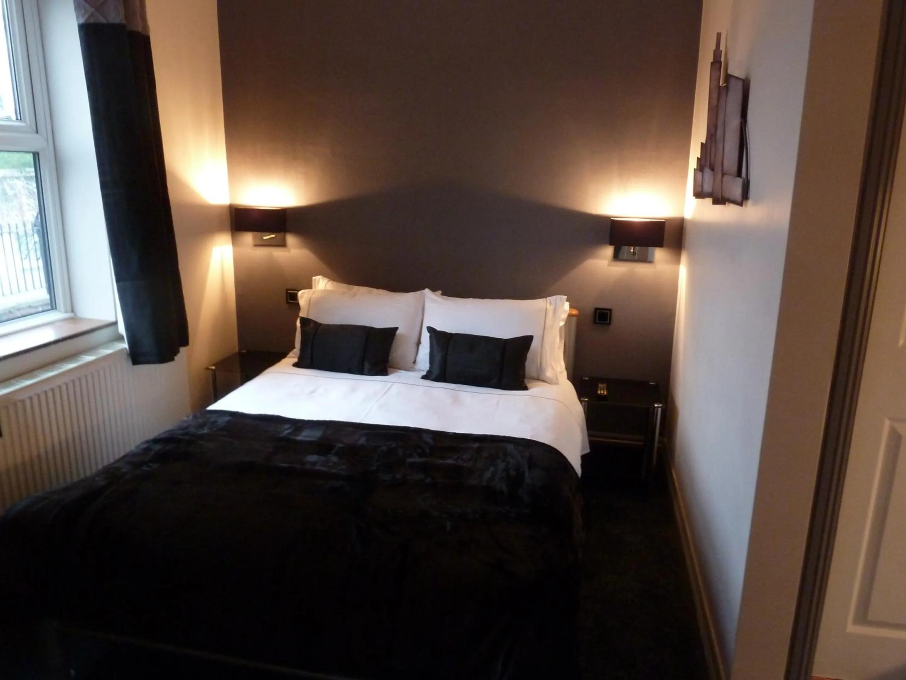 Bedroom, Bed in The Castle