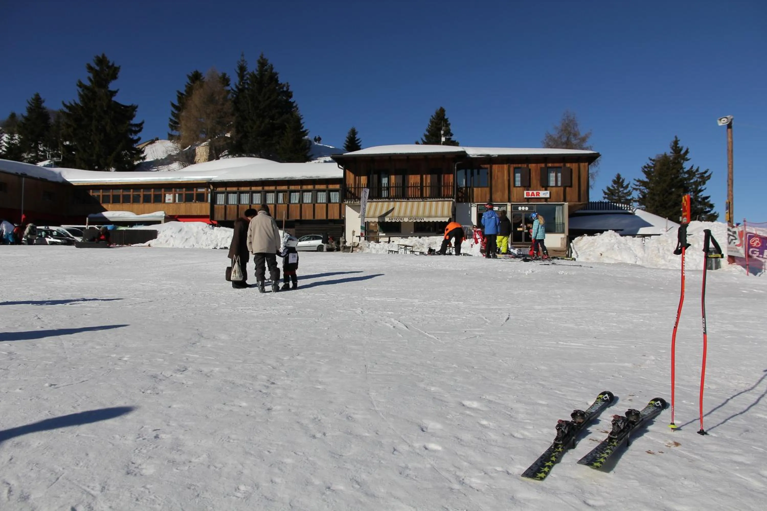 Facade/entrance in Residence Prada