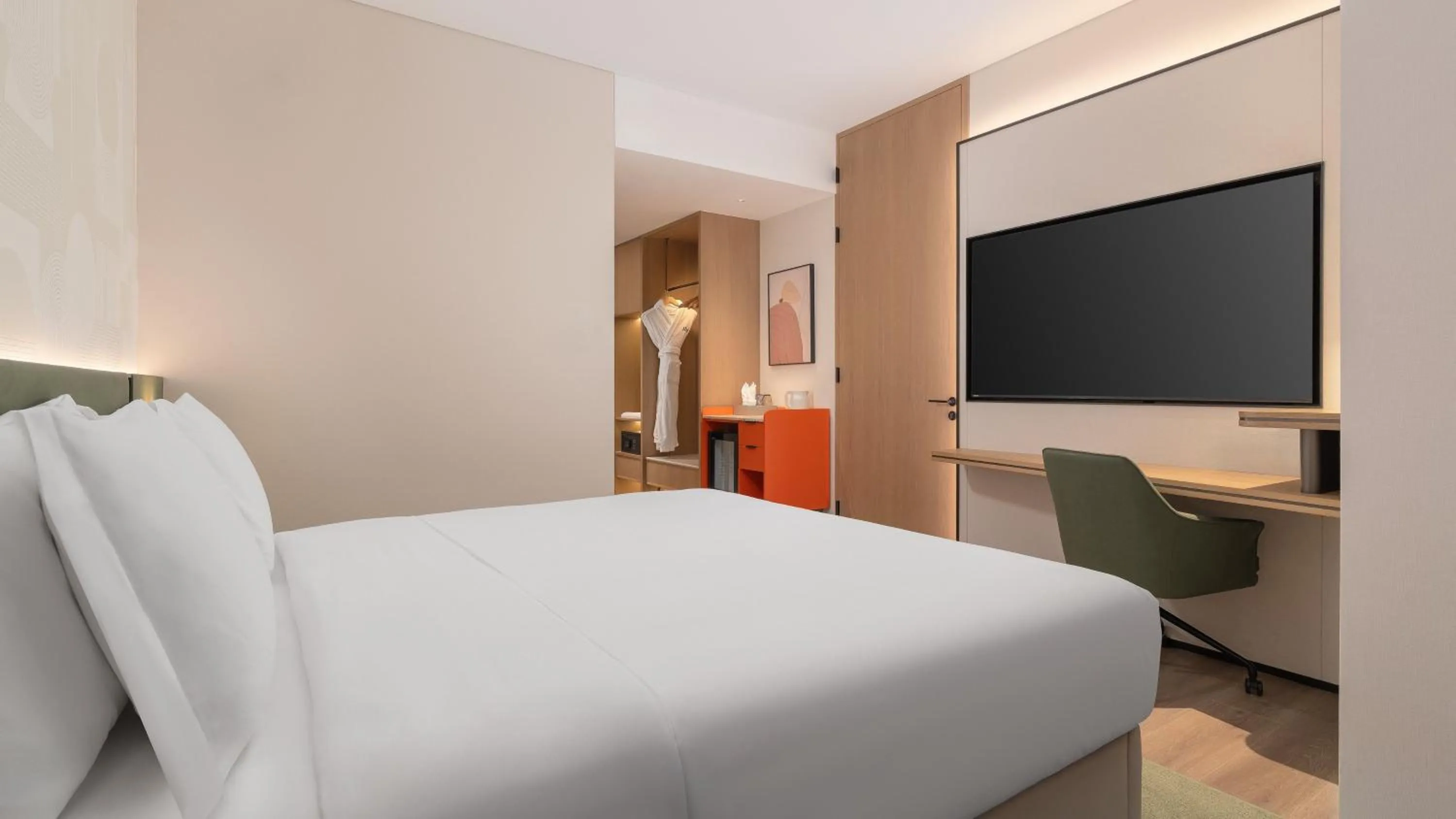 Premium King Room in EVEN Hotel Chengdu Phoenix Mountain by IHG