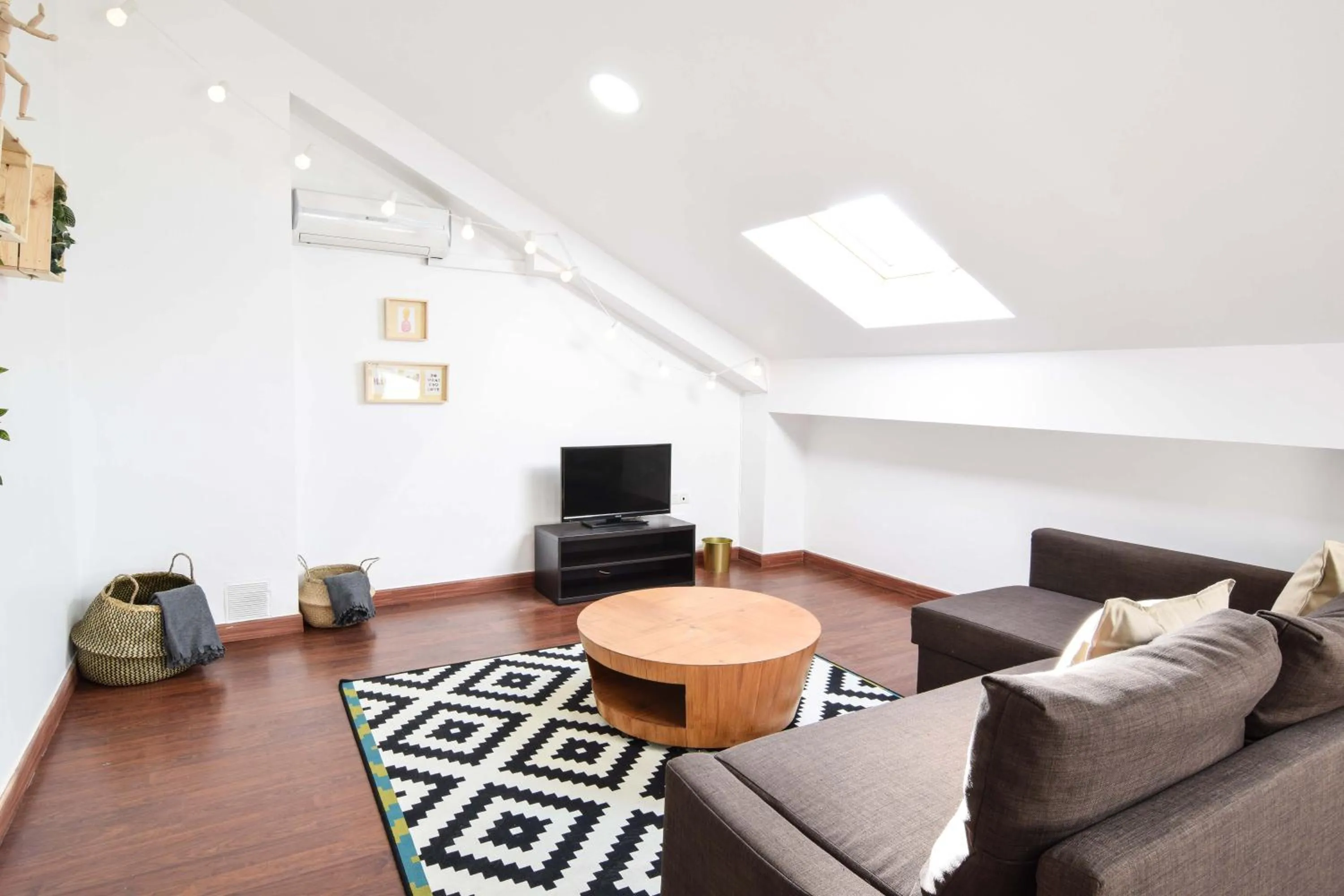 Living room in Letmalaga Economy Bishop Orchard