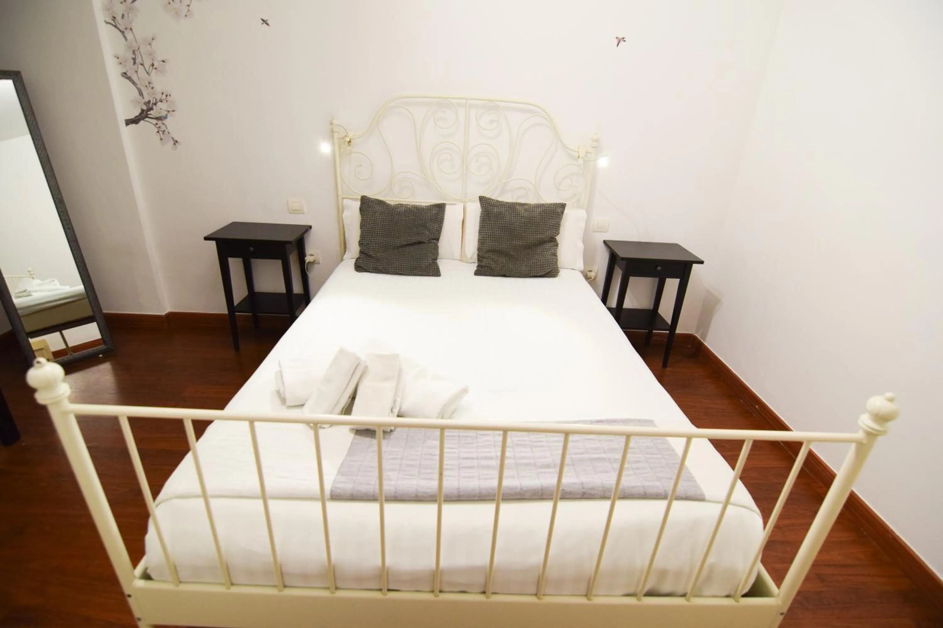 Letmalaga Economy Bishop Orchard