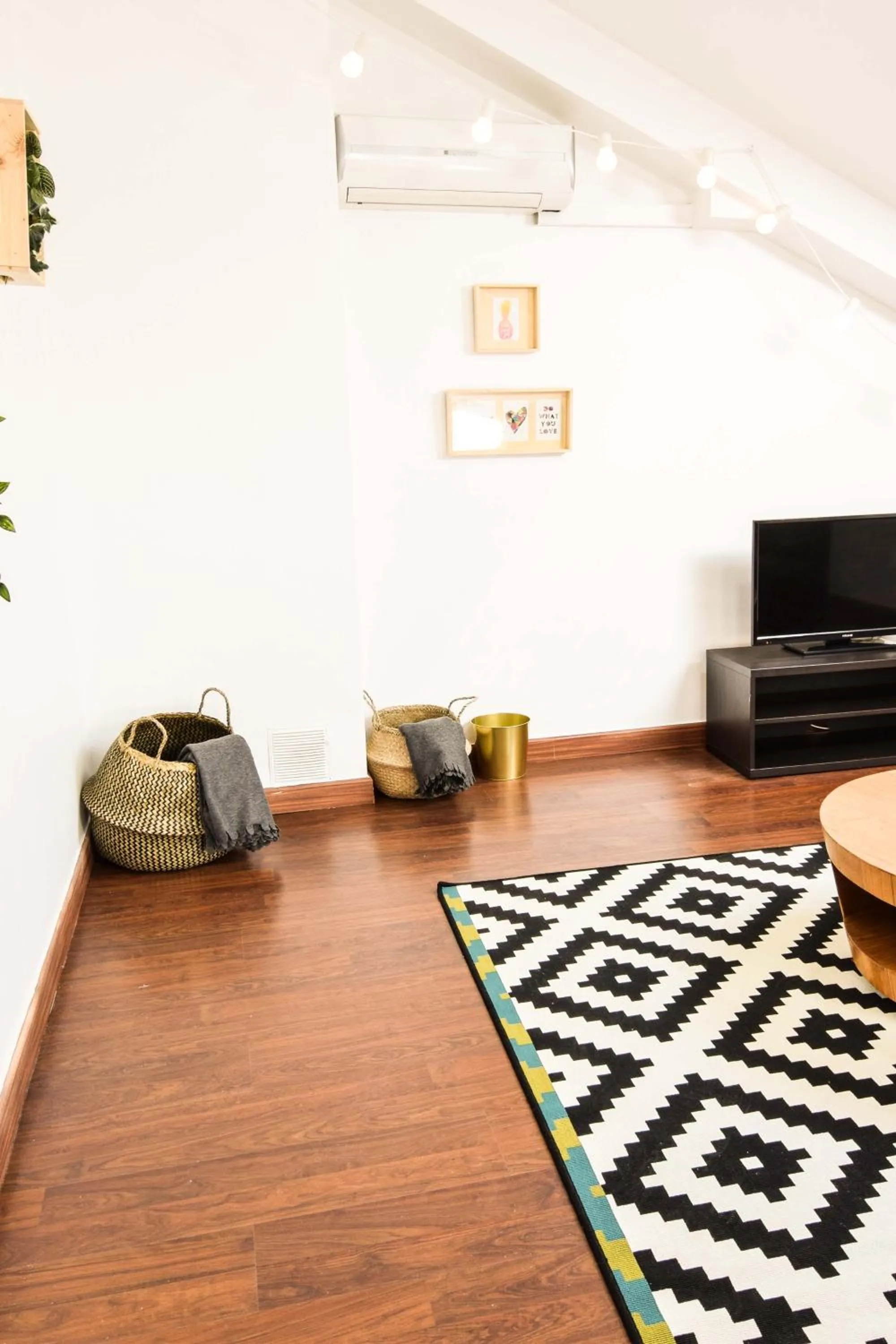 Decorative detail in Letmalaga Economy Bishop Orchard