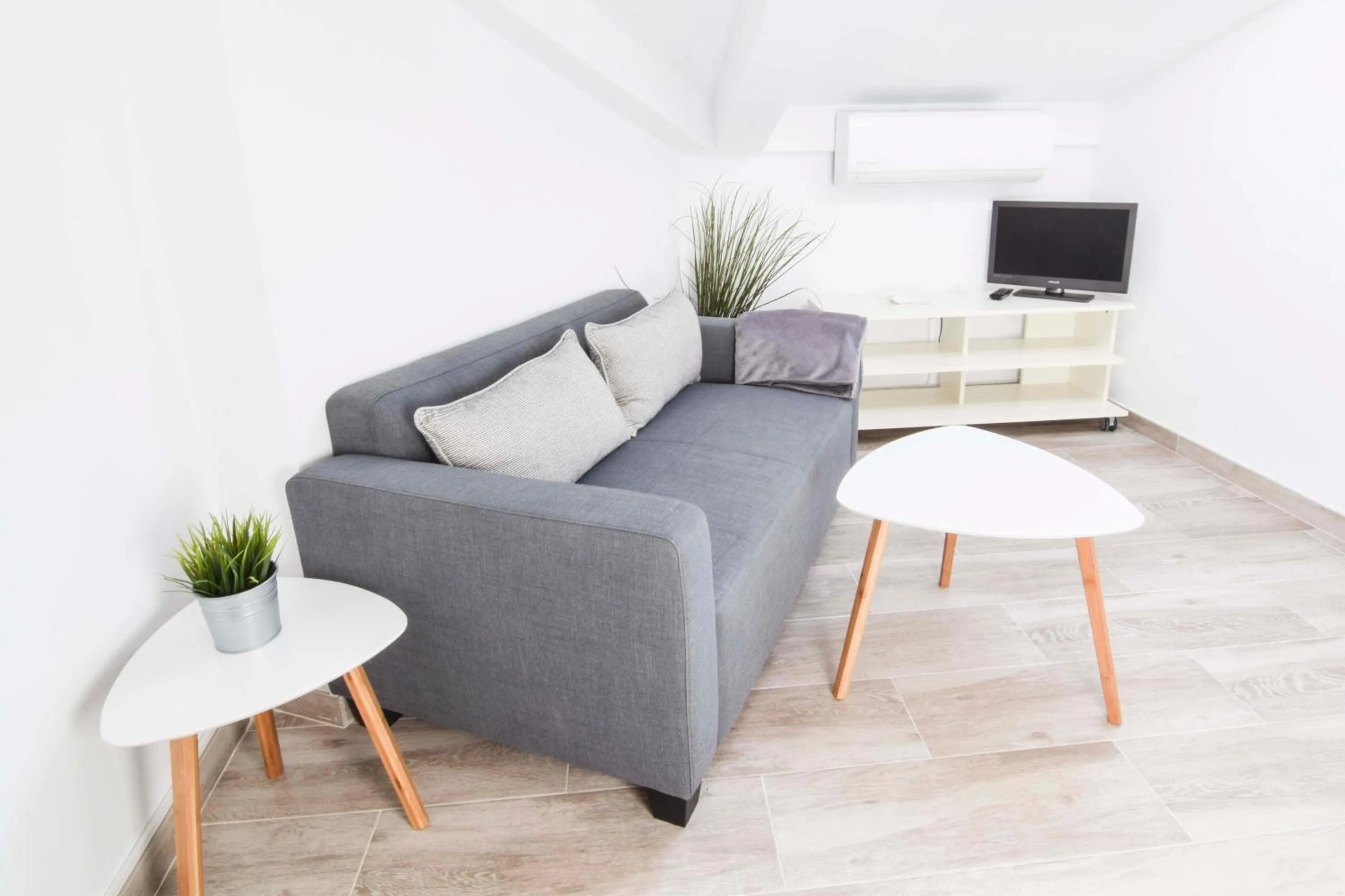 Bedroom in Letmalaga Economy Bishop Orchard