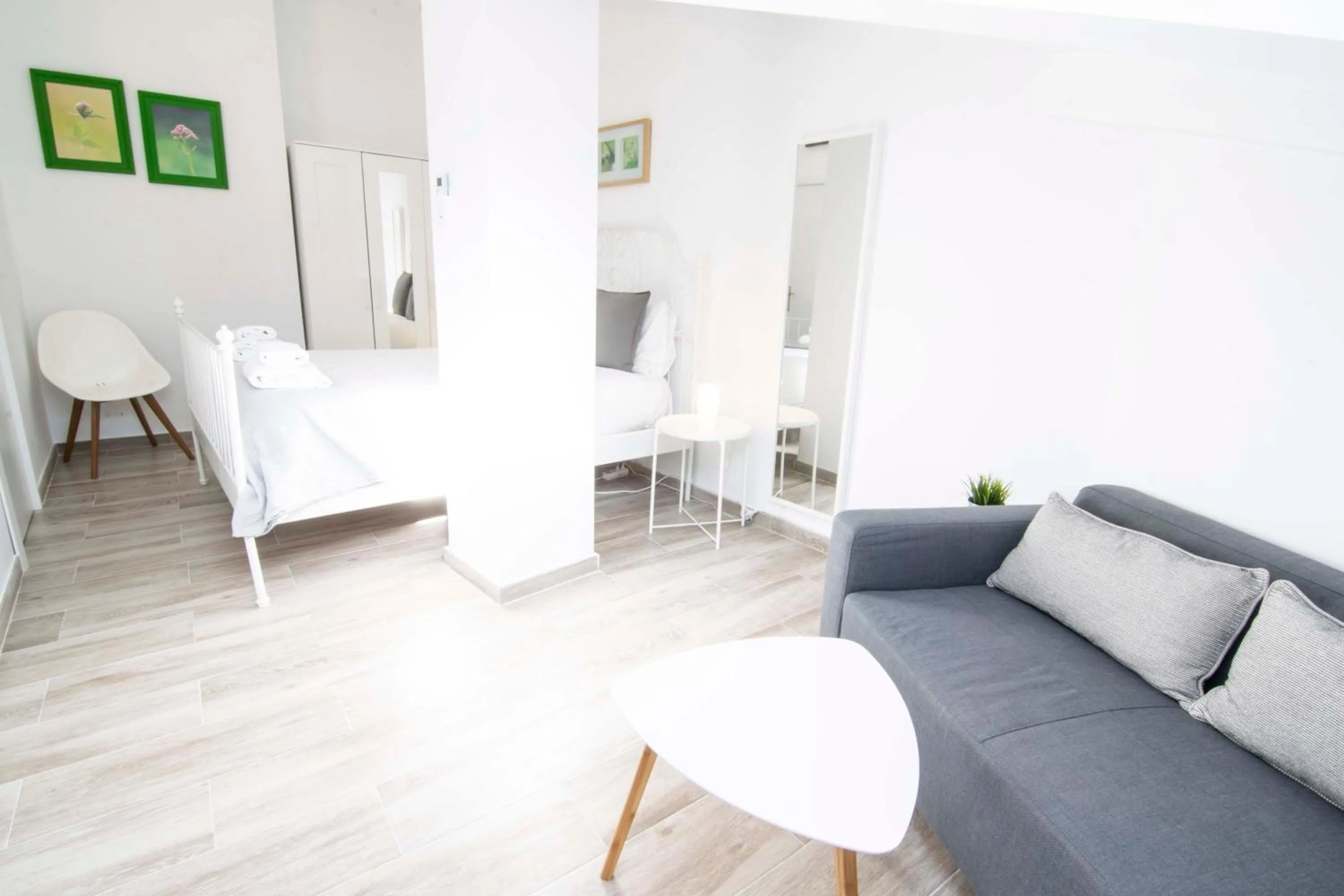 Bedroom in Letmalaga Economy Bishop Orchard