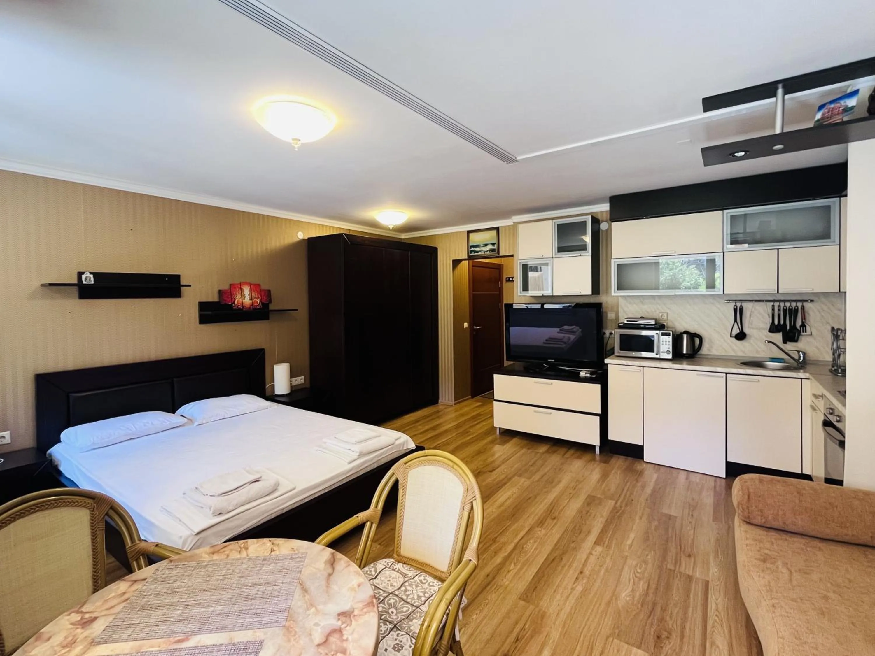 Bed in Sea View Rental Iglika Apartments