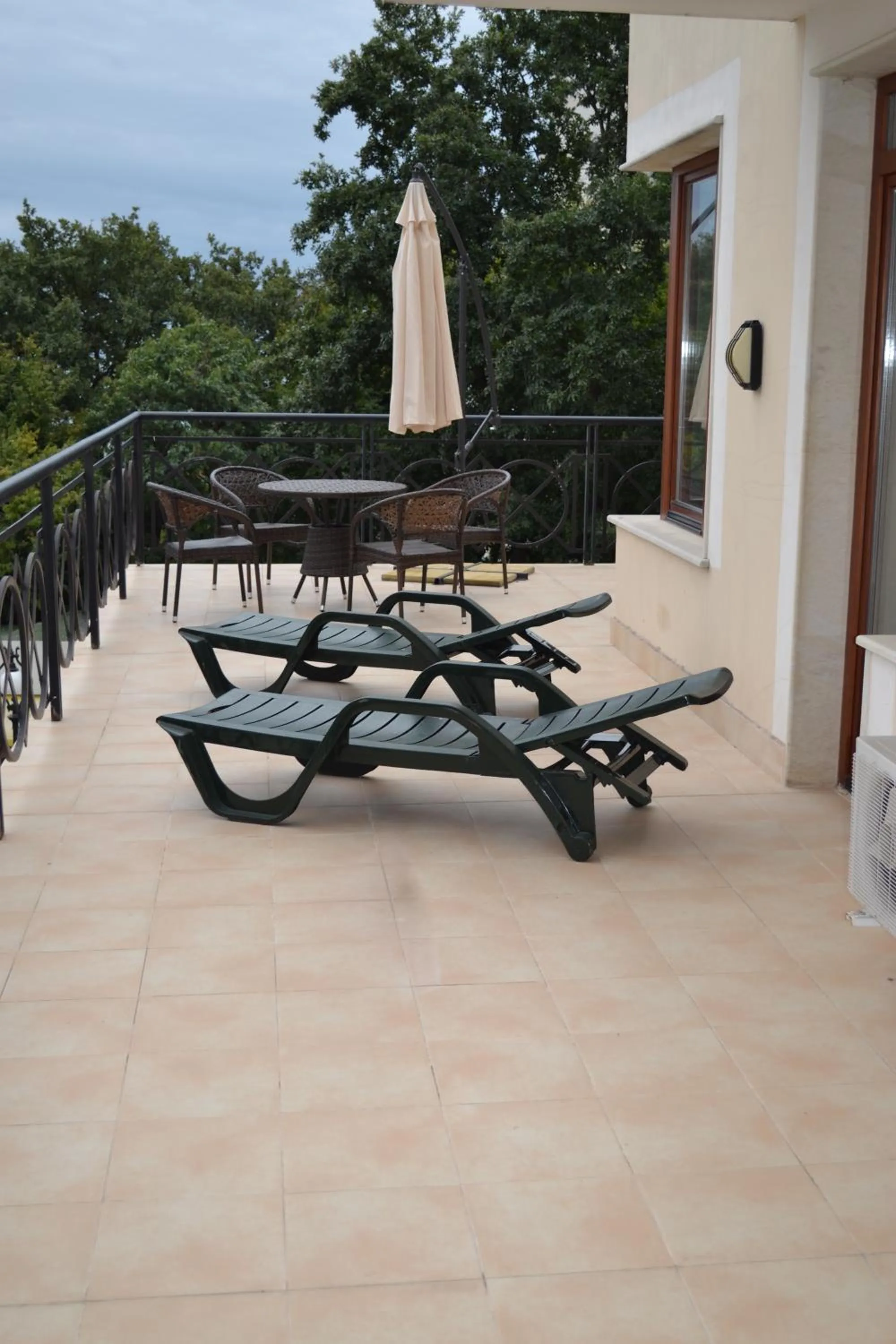 Balcony/Terrace in Sea View Rental Iglika Apartments