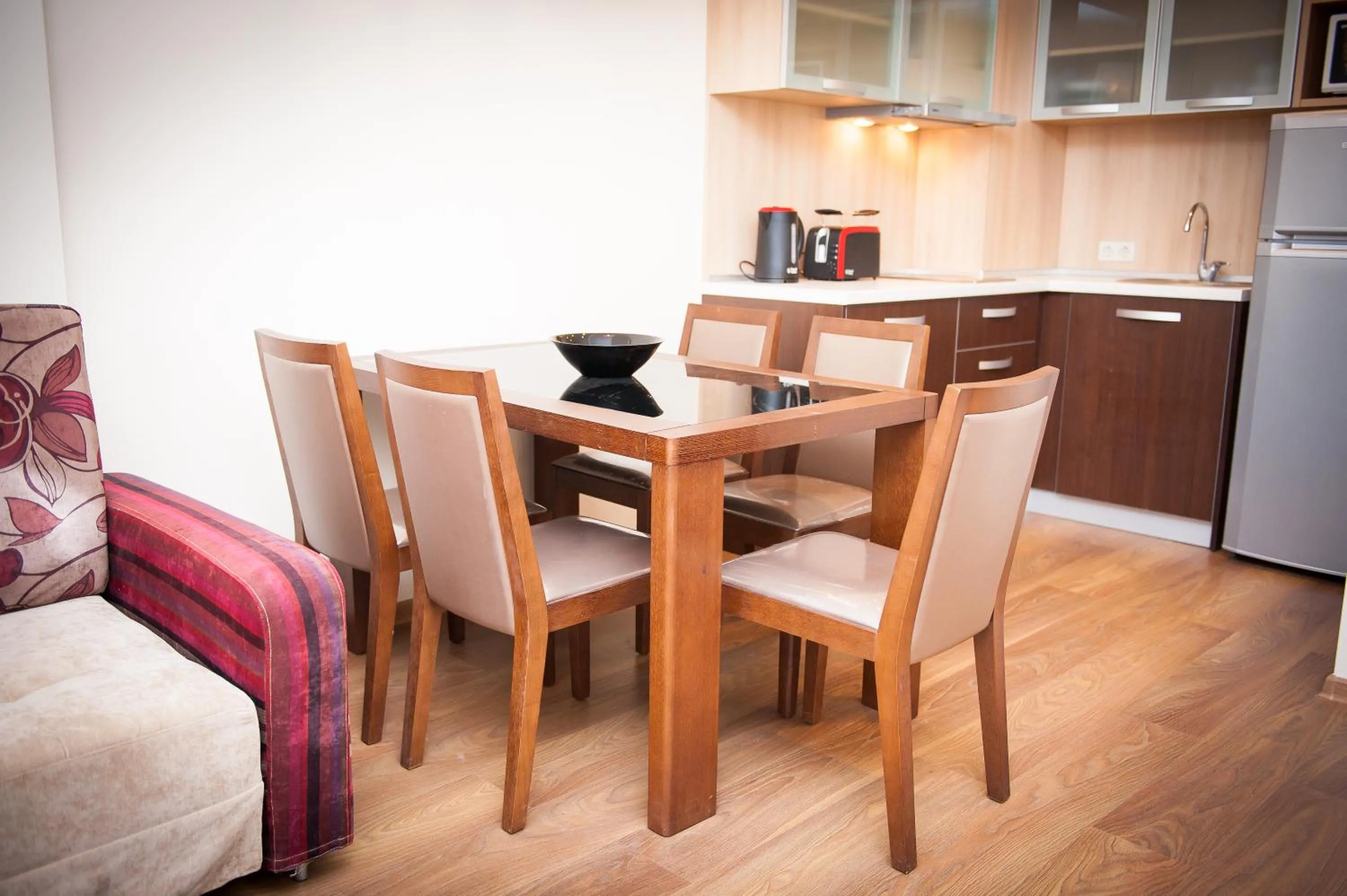 Dining area in Sea View Rental Iglika Apartments