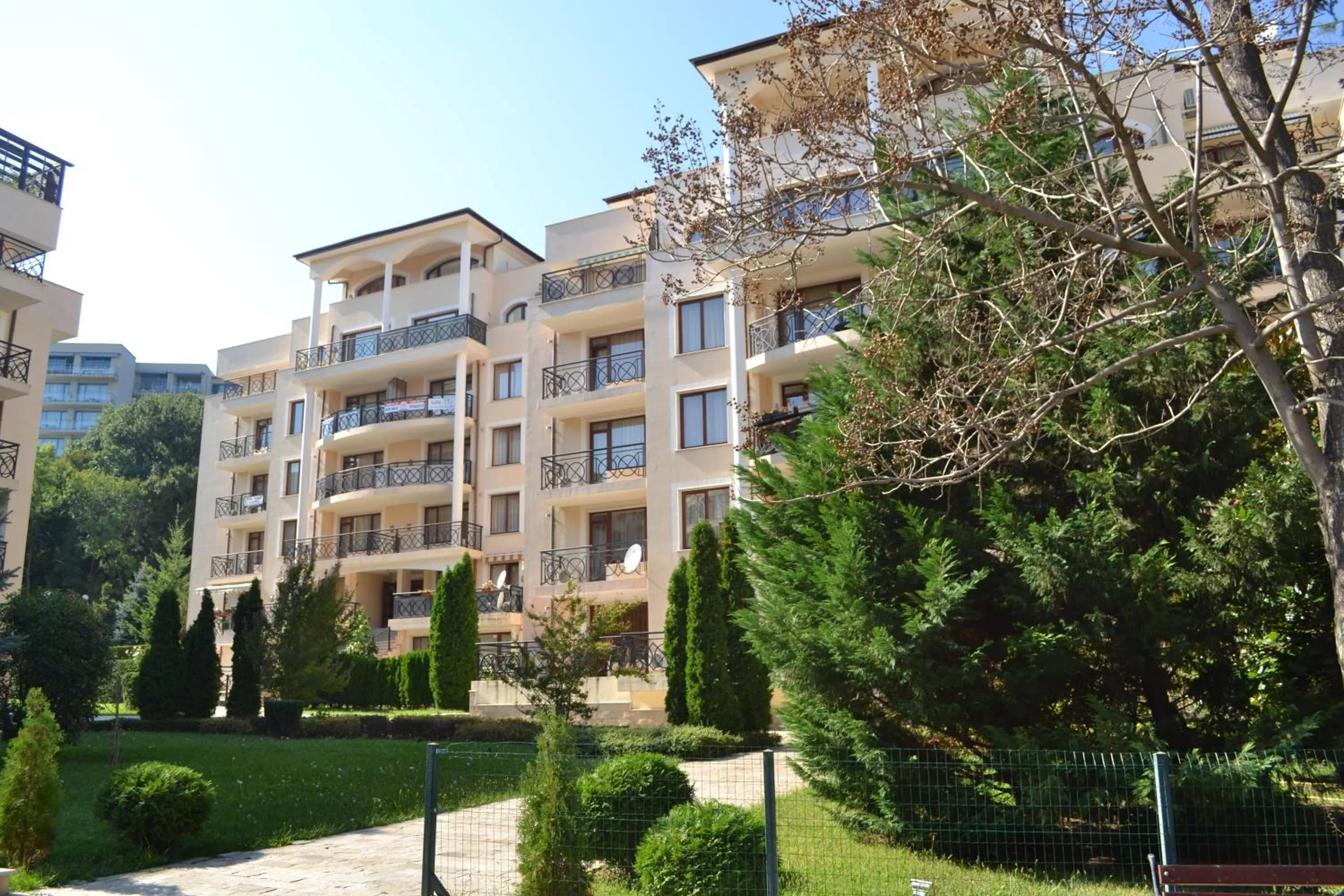 Facade/entrance in Sea View Rental Iglika Apartments