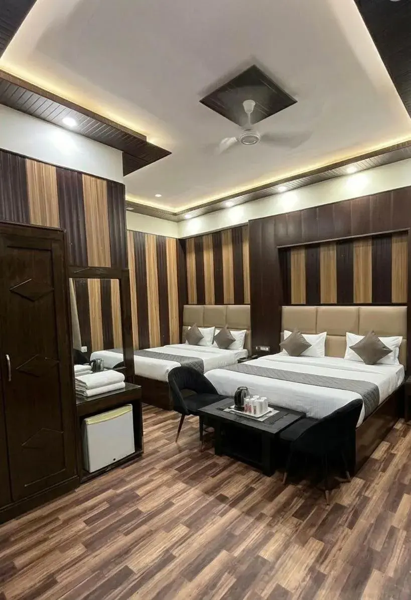 Family Suite in Hotel Radiance, Karol Bagh, New Delhi Family Suite in Hotel Radiance, Karol Bagh, New Delhi