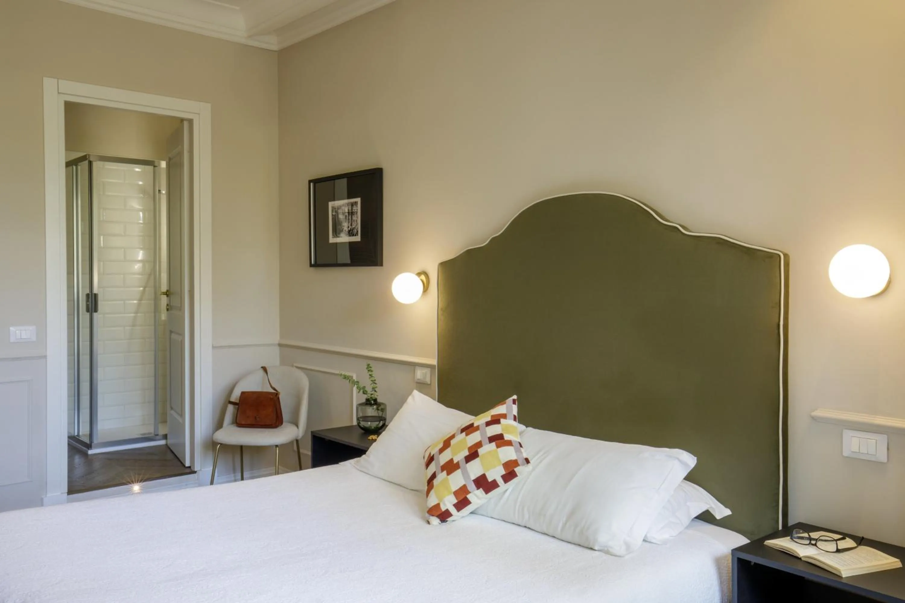 Photo of the whole room, Bed in La Locanda di Piazza del Popolo