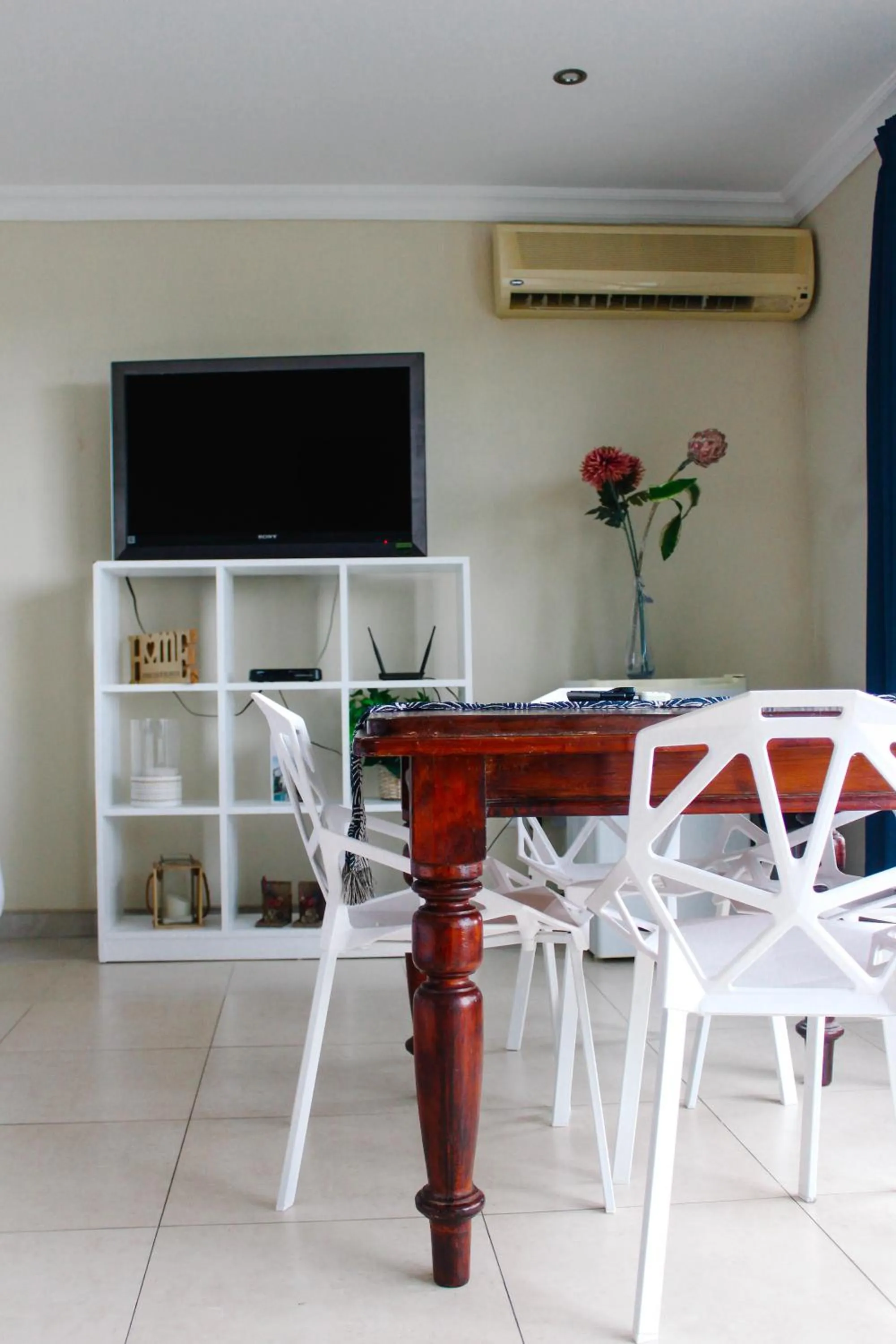 Seating area in La Dolce Vita Umhlanga Guesthouse