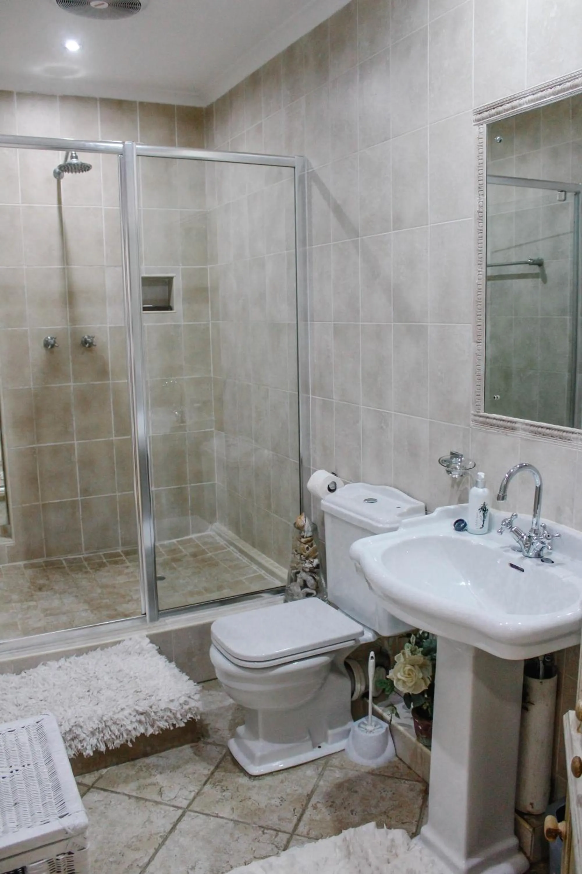 Bathroom in La Dolce Vita Umhlanga Guesthouse