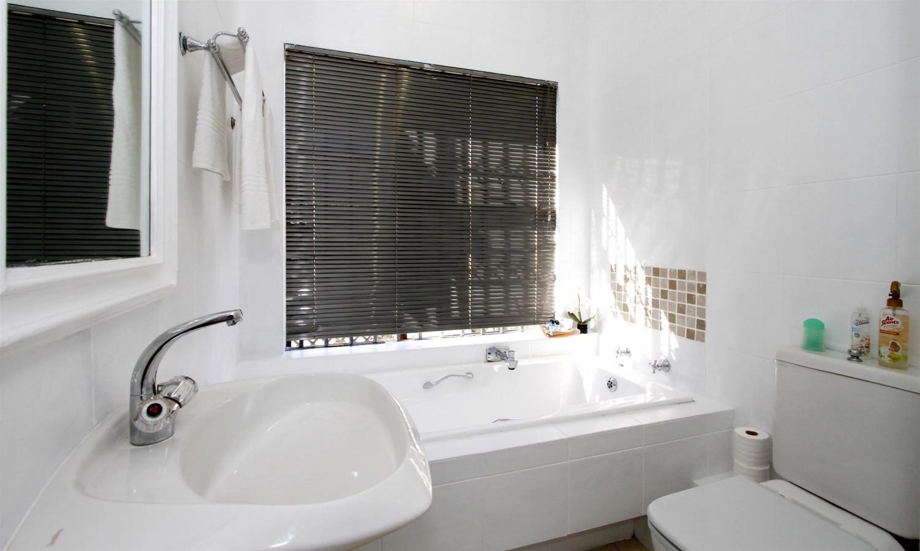 Bathroom in La Dolce Vita Umhlanga Guesthouse