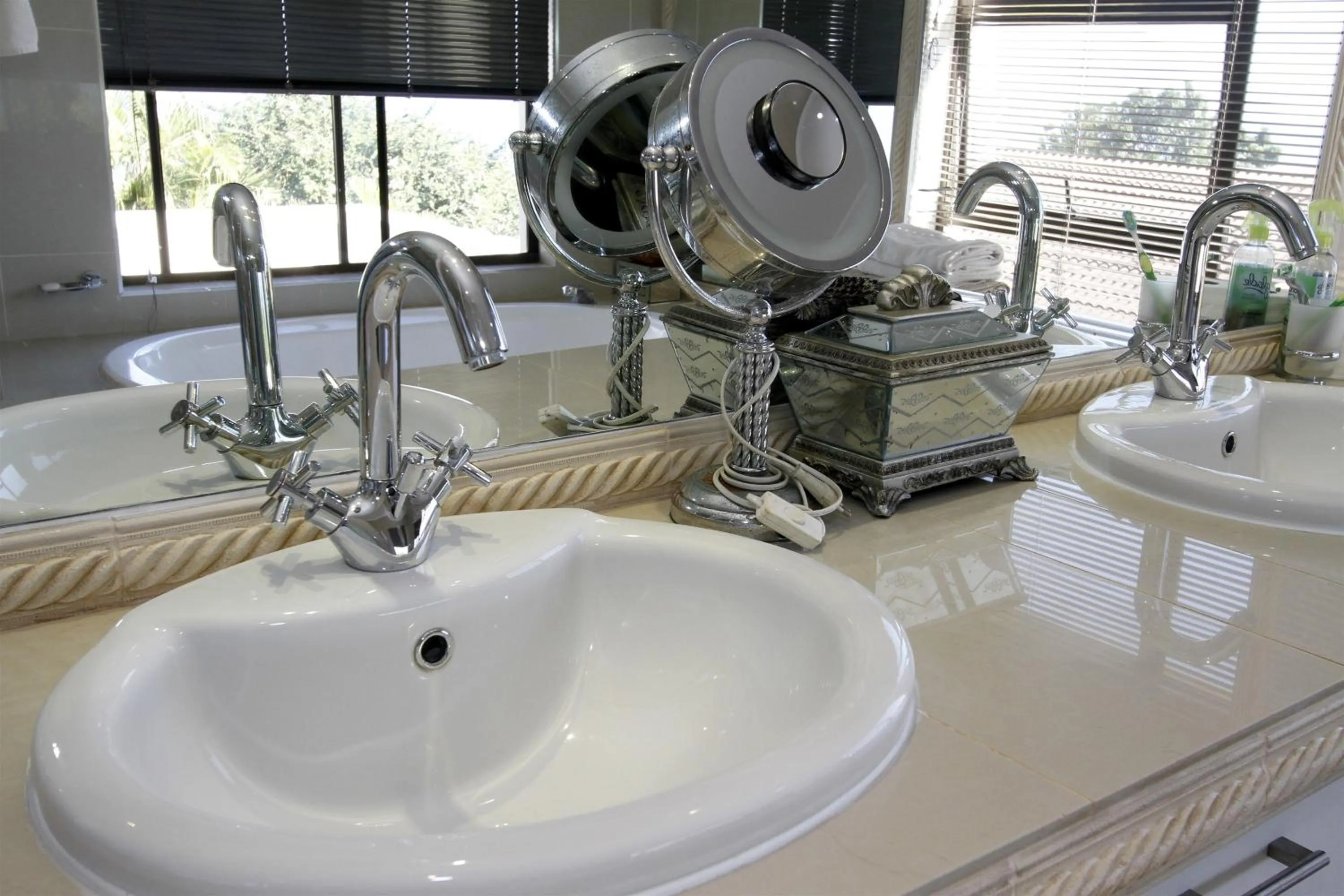 Bathroom in La Dolce Vita Umhlanga Guesthouse