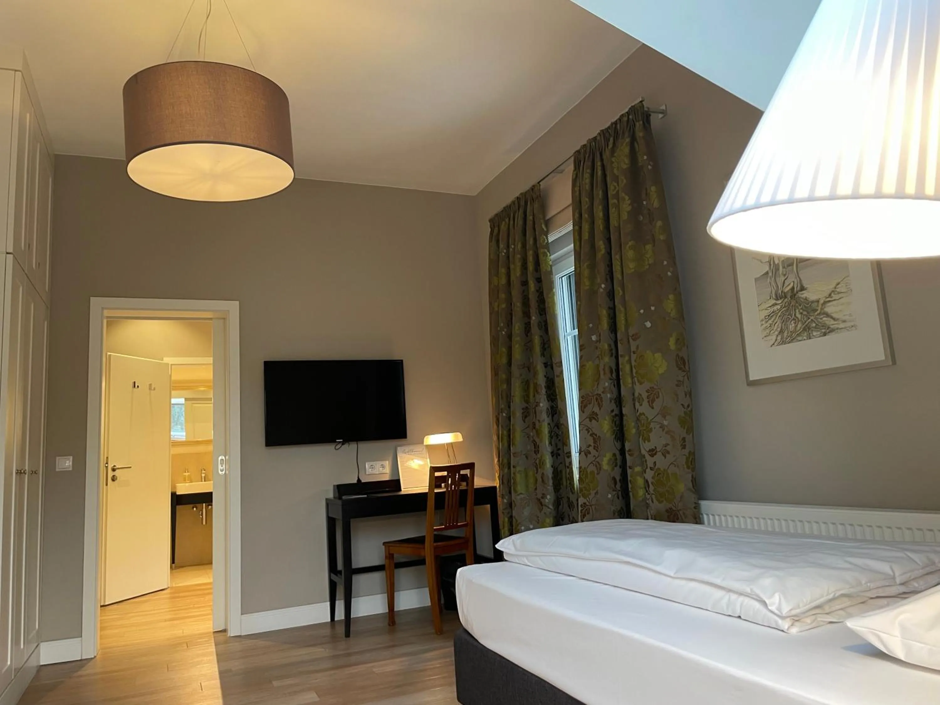 Bed in Villa Waldfrieden - Design trifft Budget