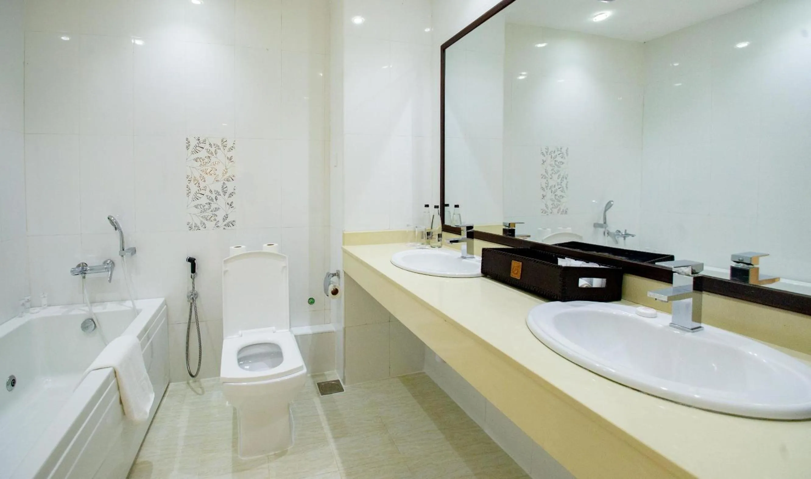 Bathroom in PrideInn Paradise Beach Resort & Spa Mombasa