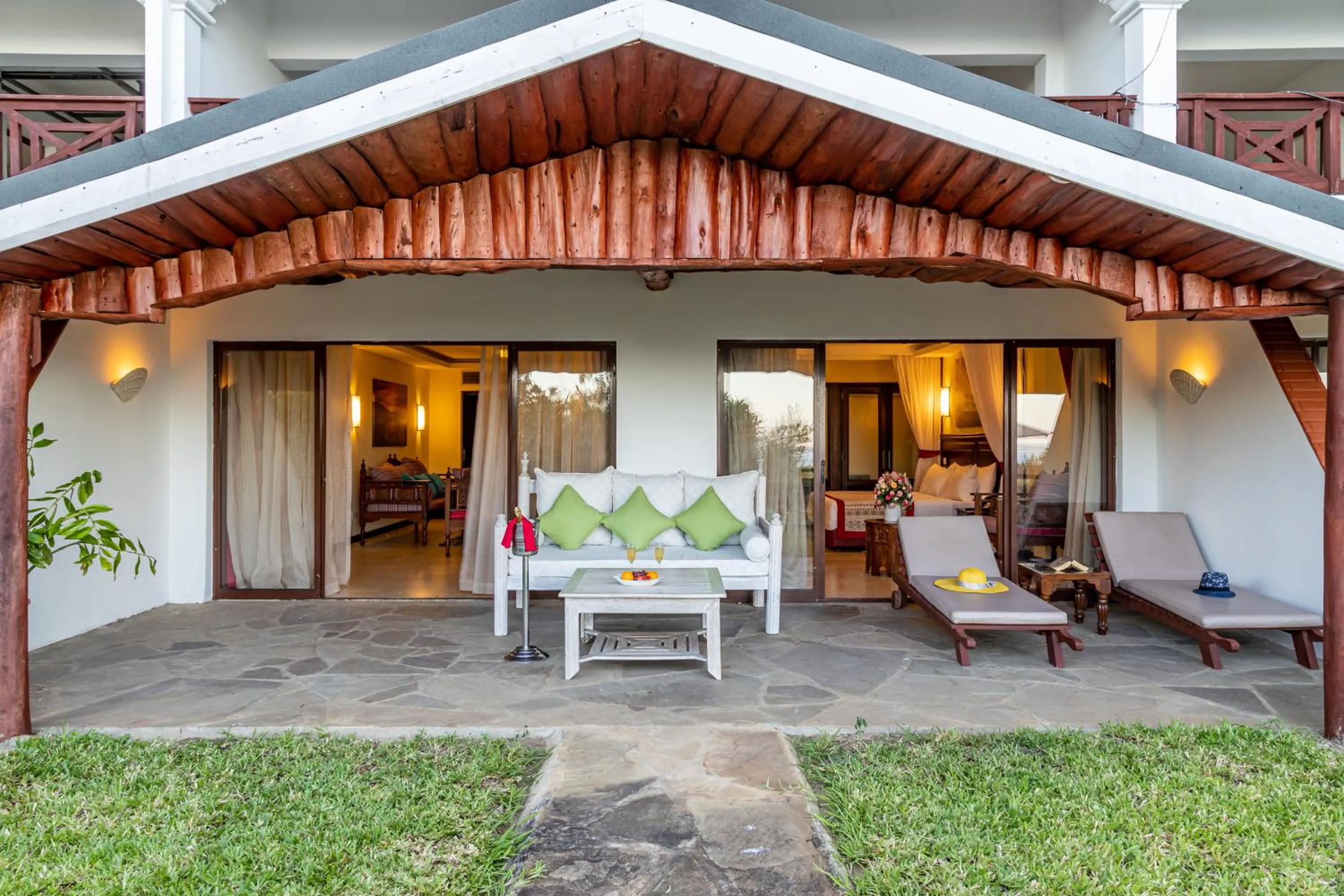 Patio in PrideInn Paradise Beach Resort & Spa Mombasa