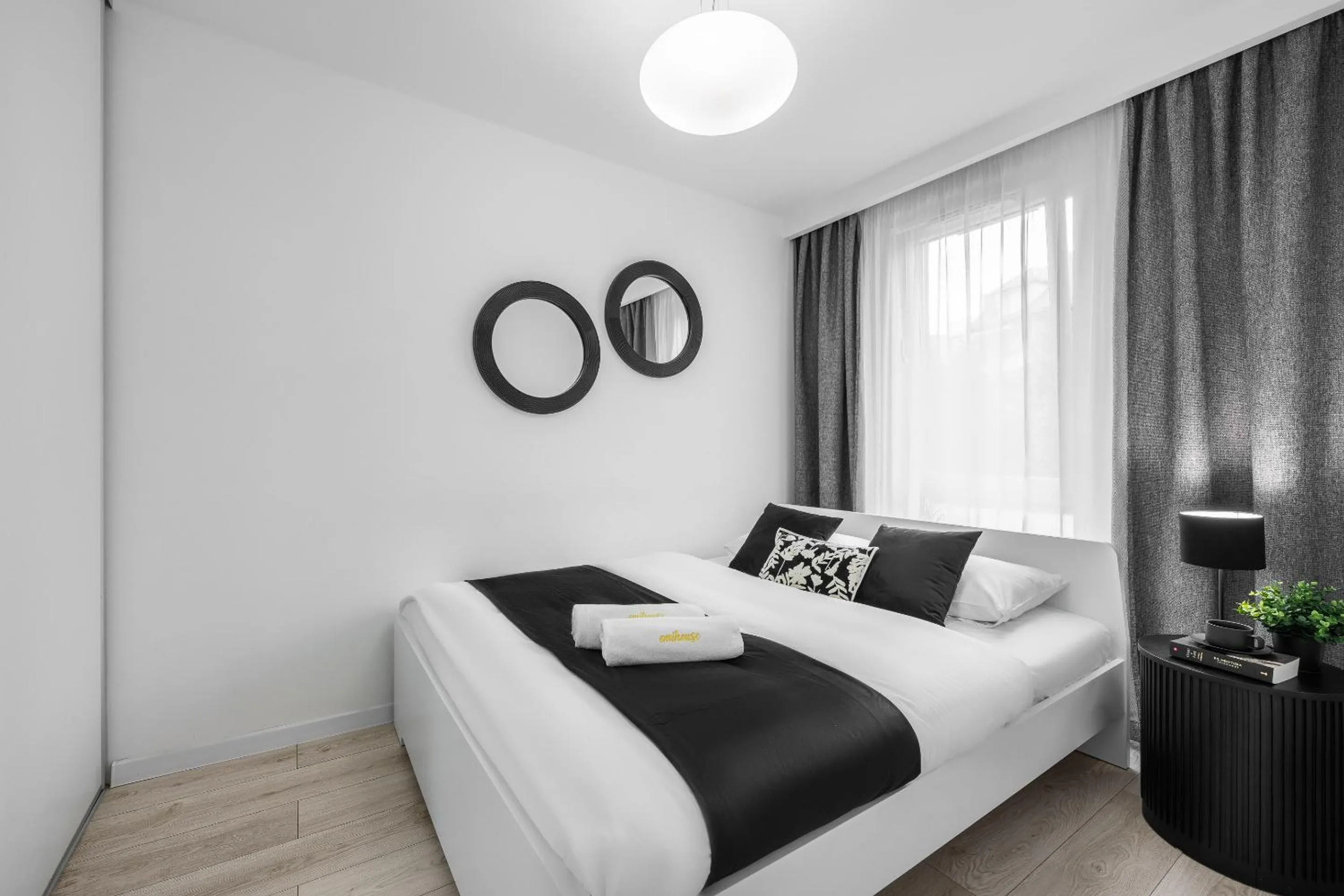 Bed in Emihouse CityVibe Apartments