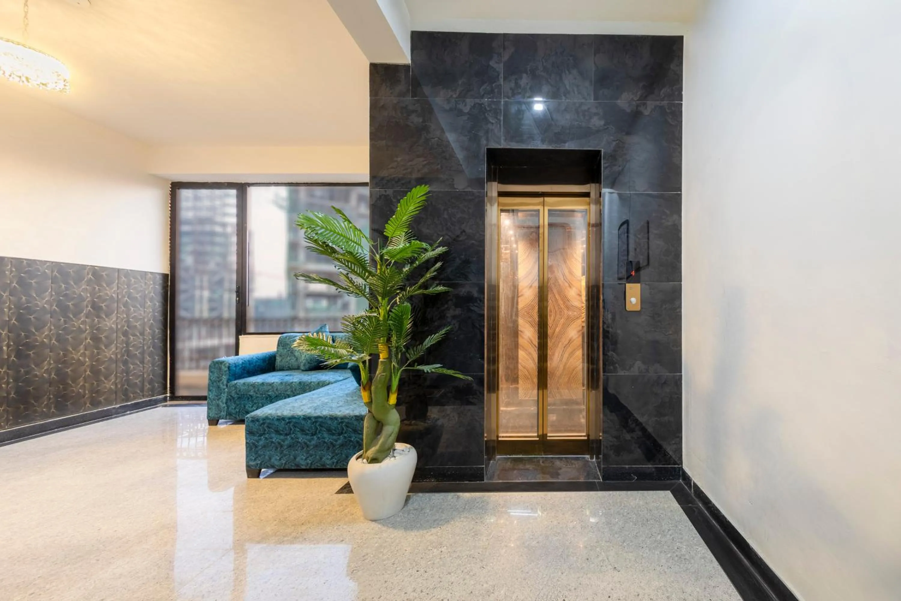 elevator in Treebo Accent Park Hotel And Banquet