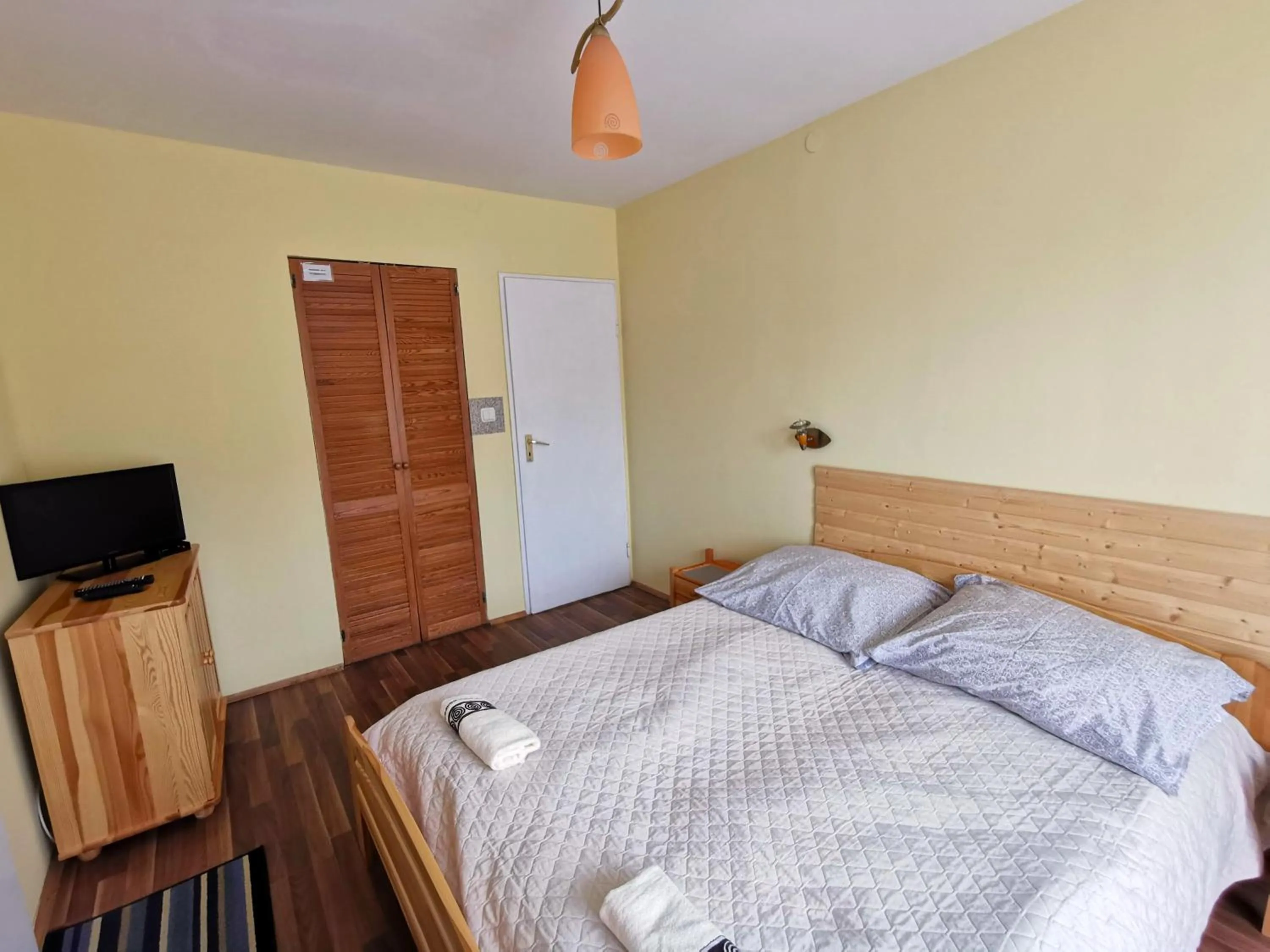 Bed in Willa Senator