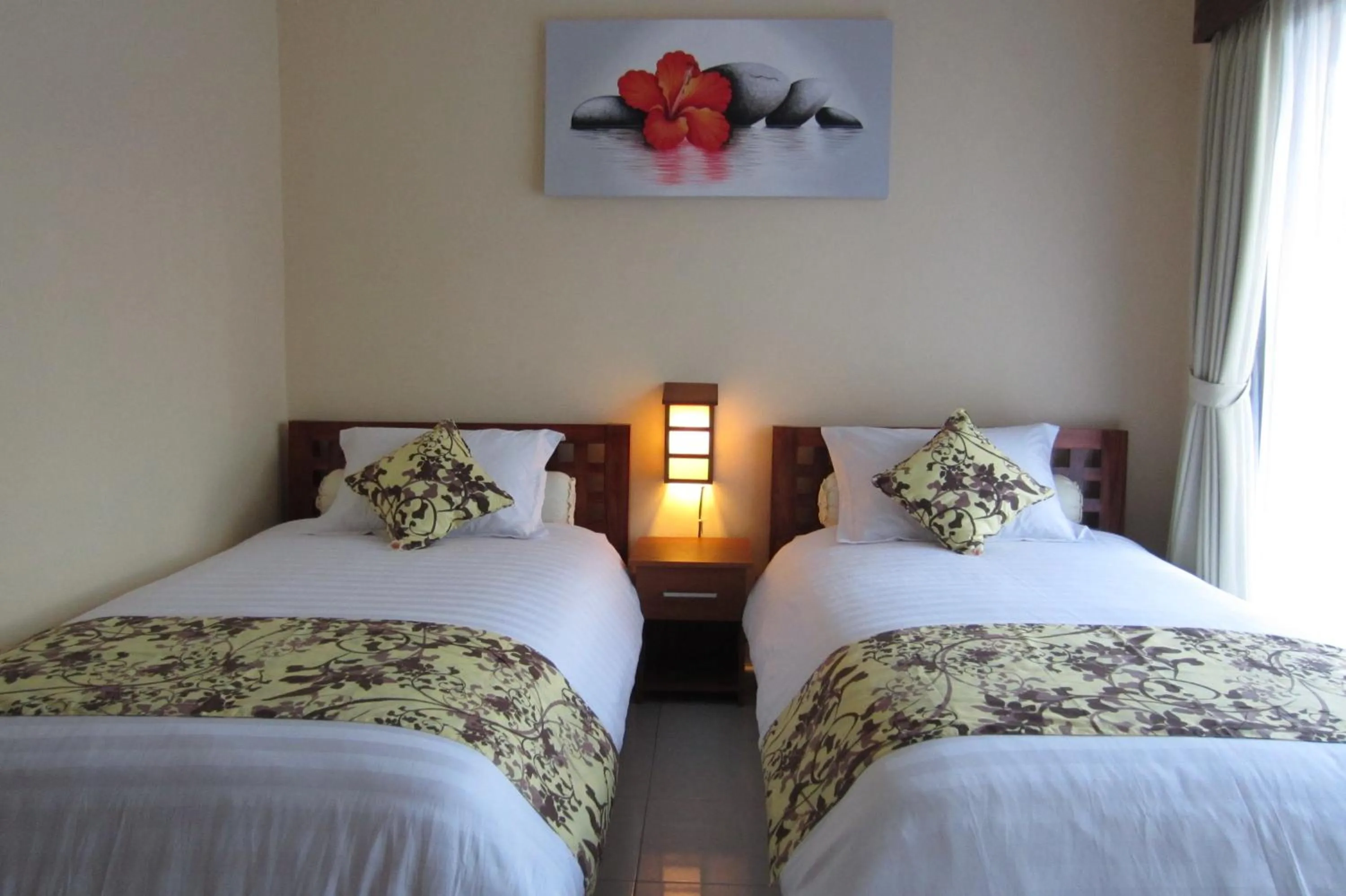 Bed in Betesda Guest House