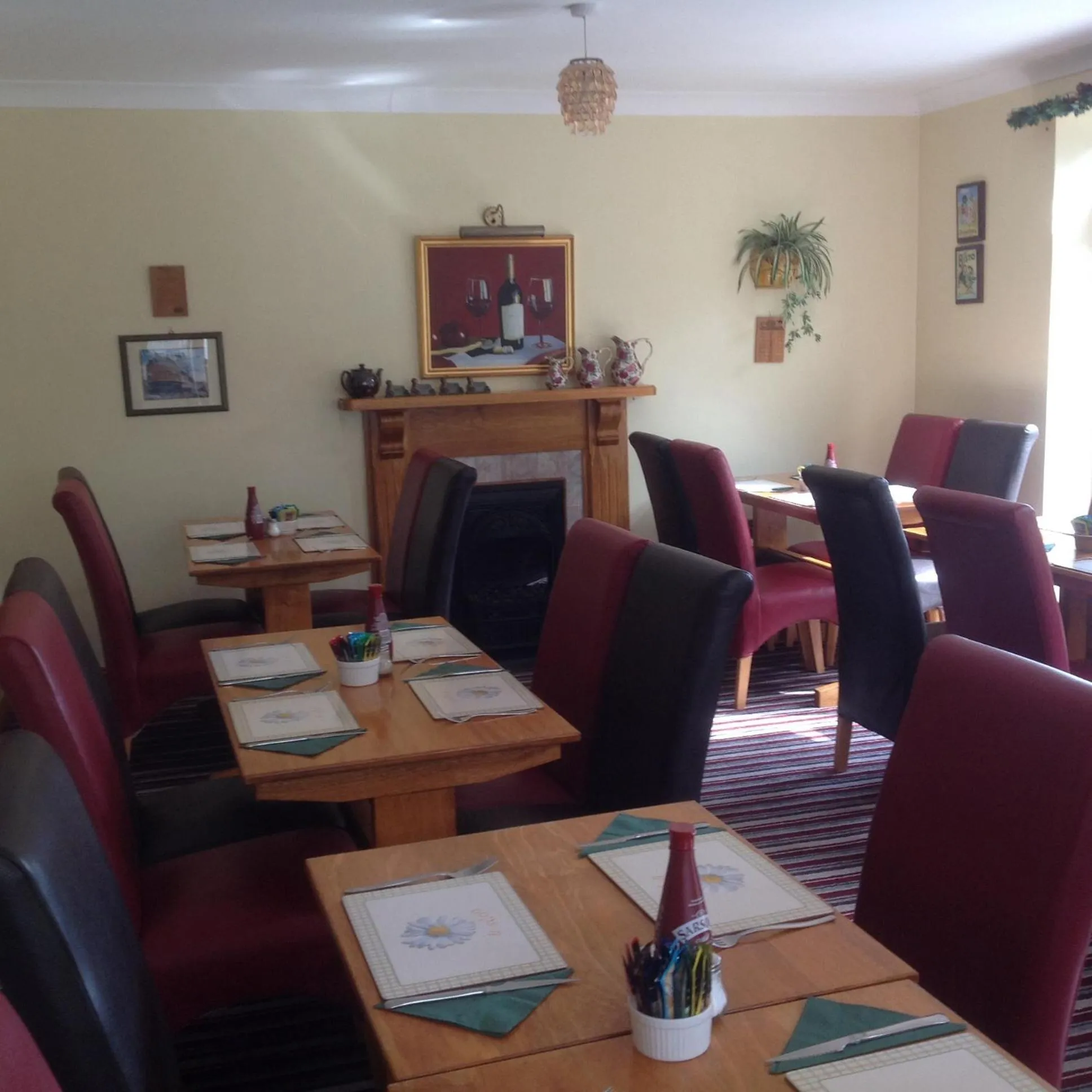 Dining area in Caulfields Hotel