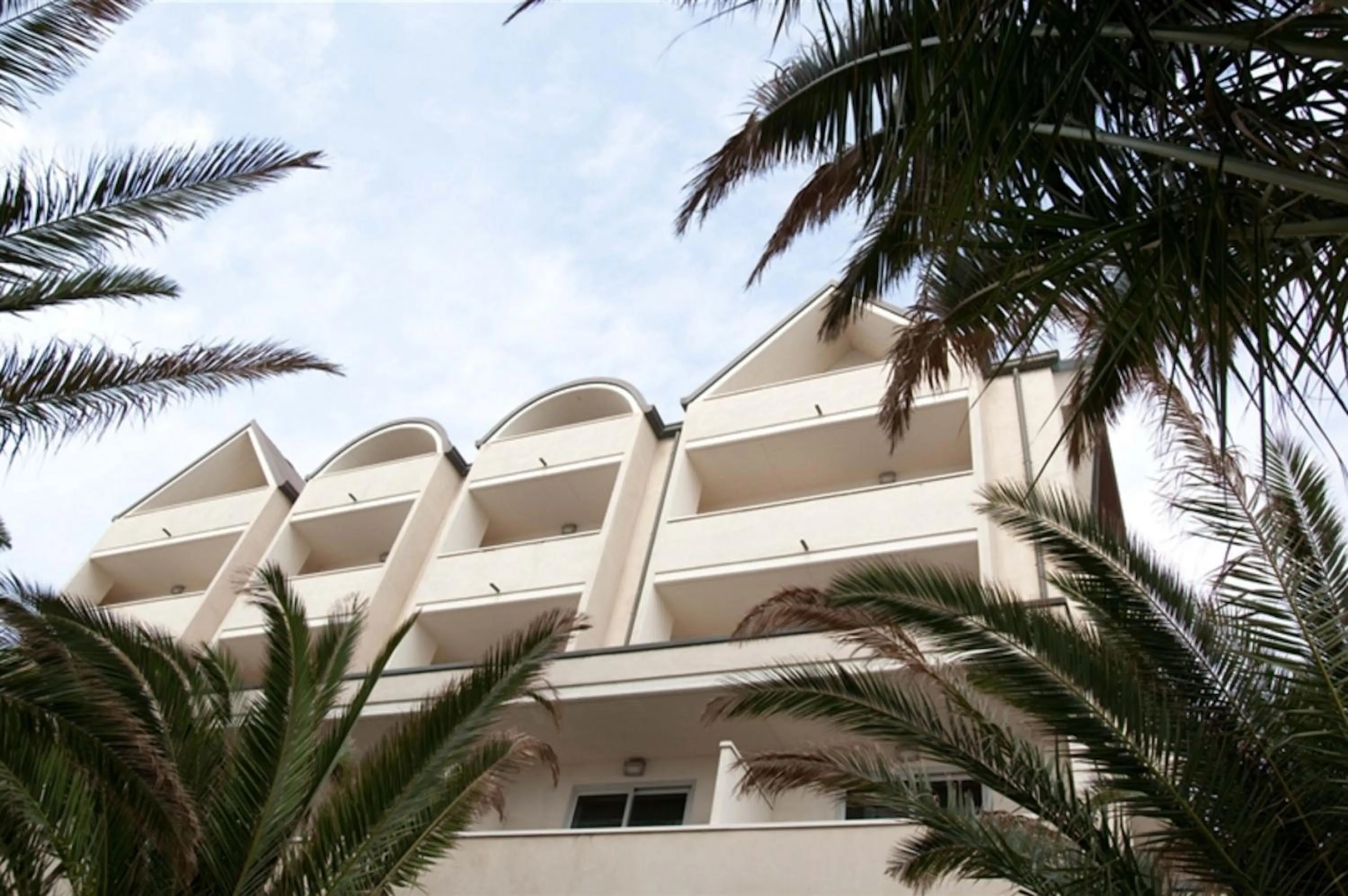 Facade/entrance in Altamarea Residence & Hotel