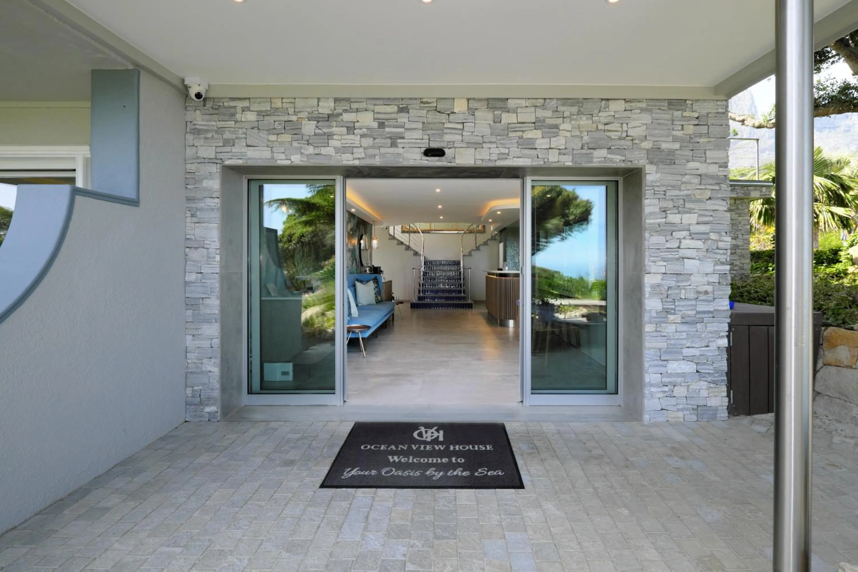 Facade/entrance in Ocean View House