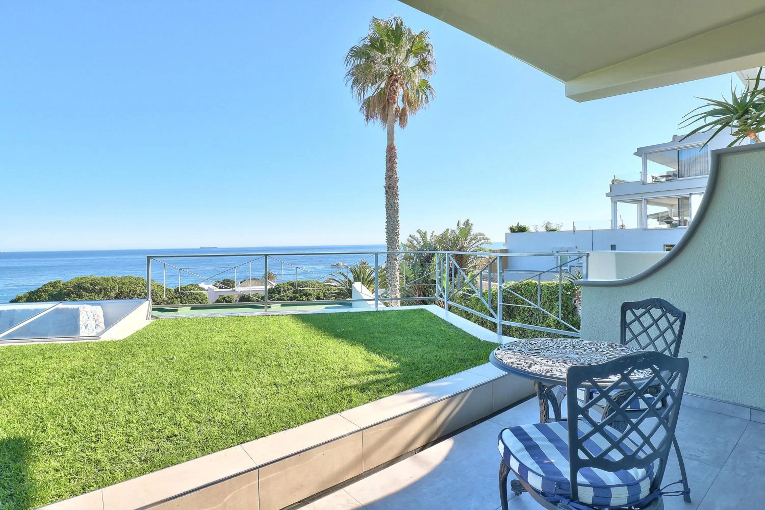 Day in Ocean View House