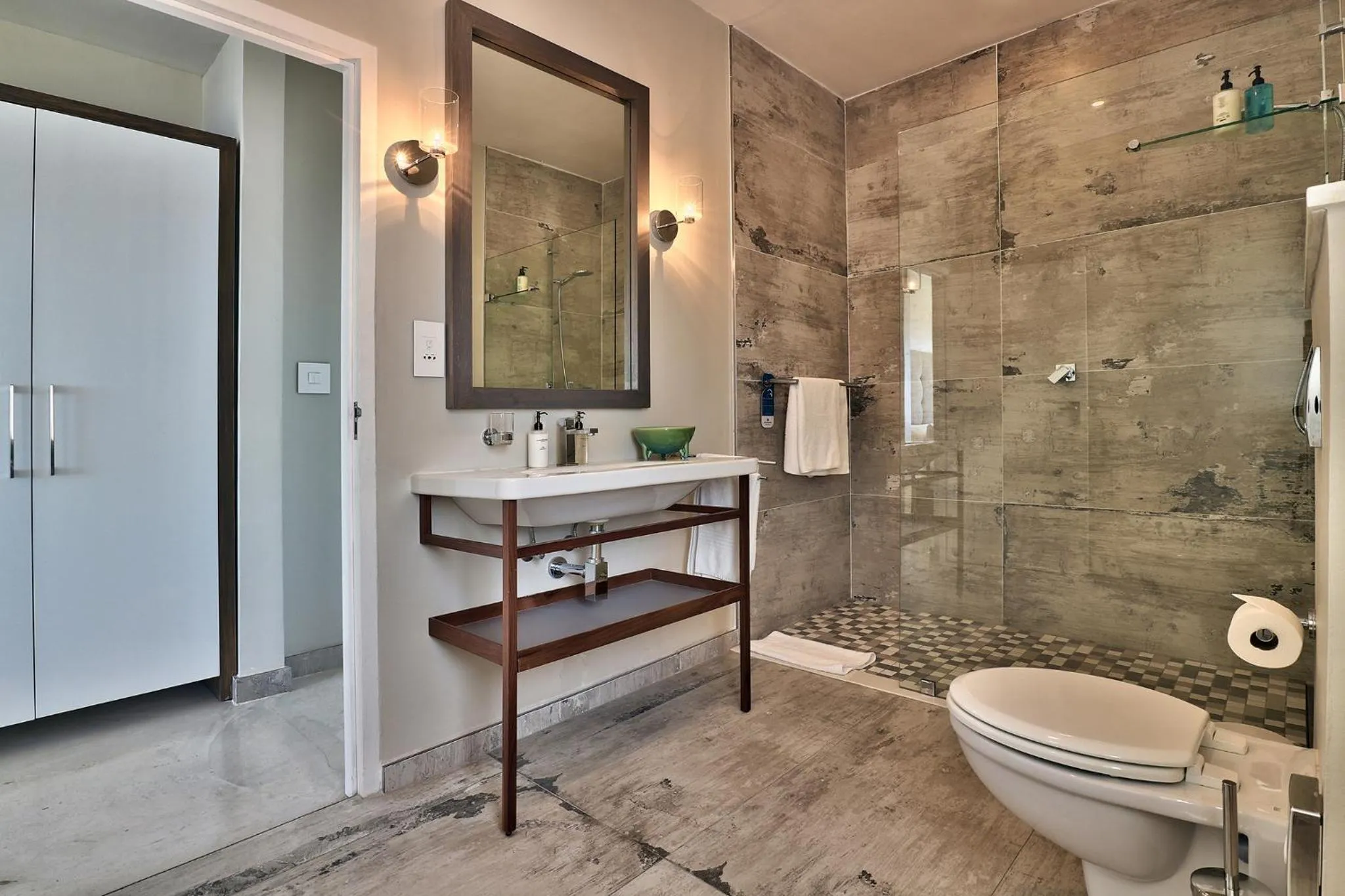 Shower in Ocean View House