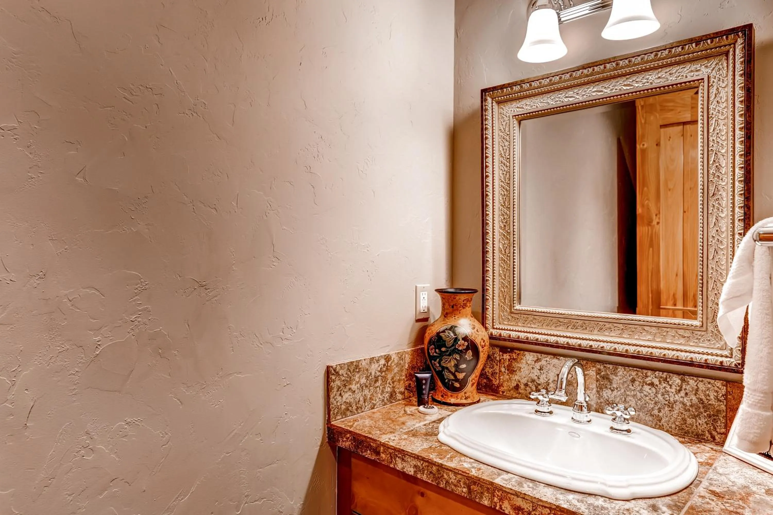 Bathroom in Bachelor Gulch Village