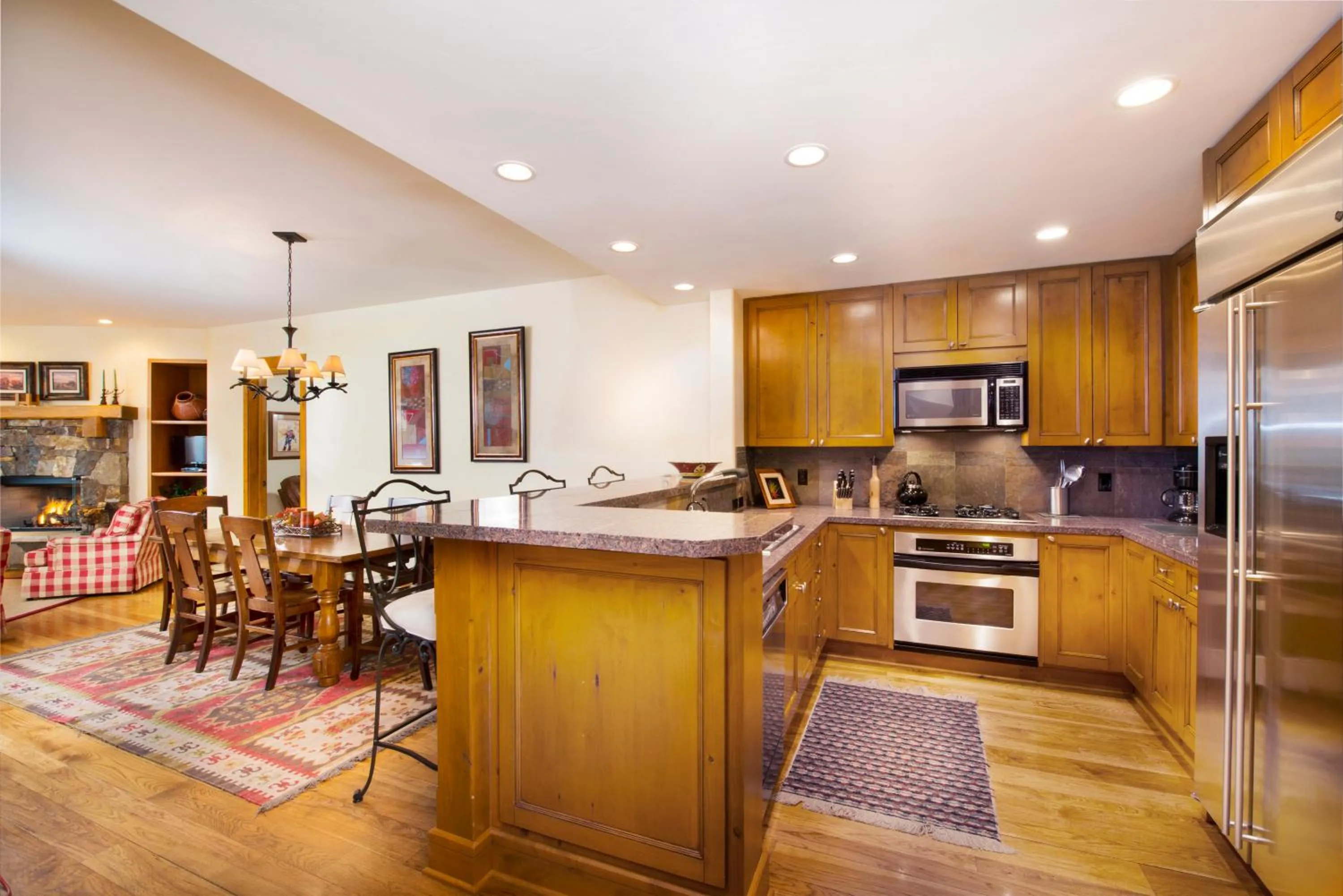 Kitchen or kitchenette in Bachelor Gulch Village