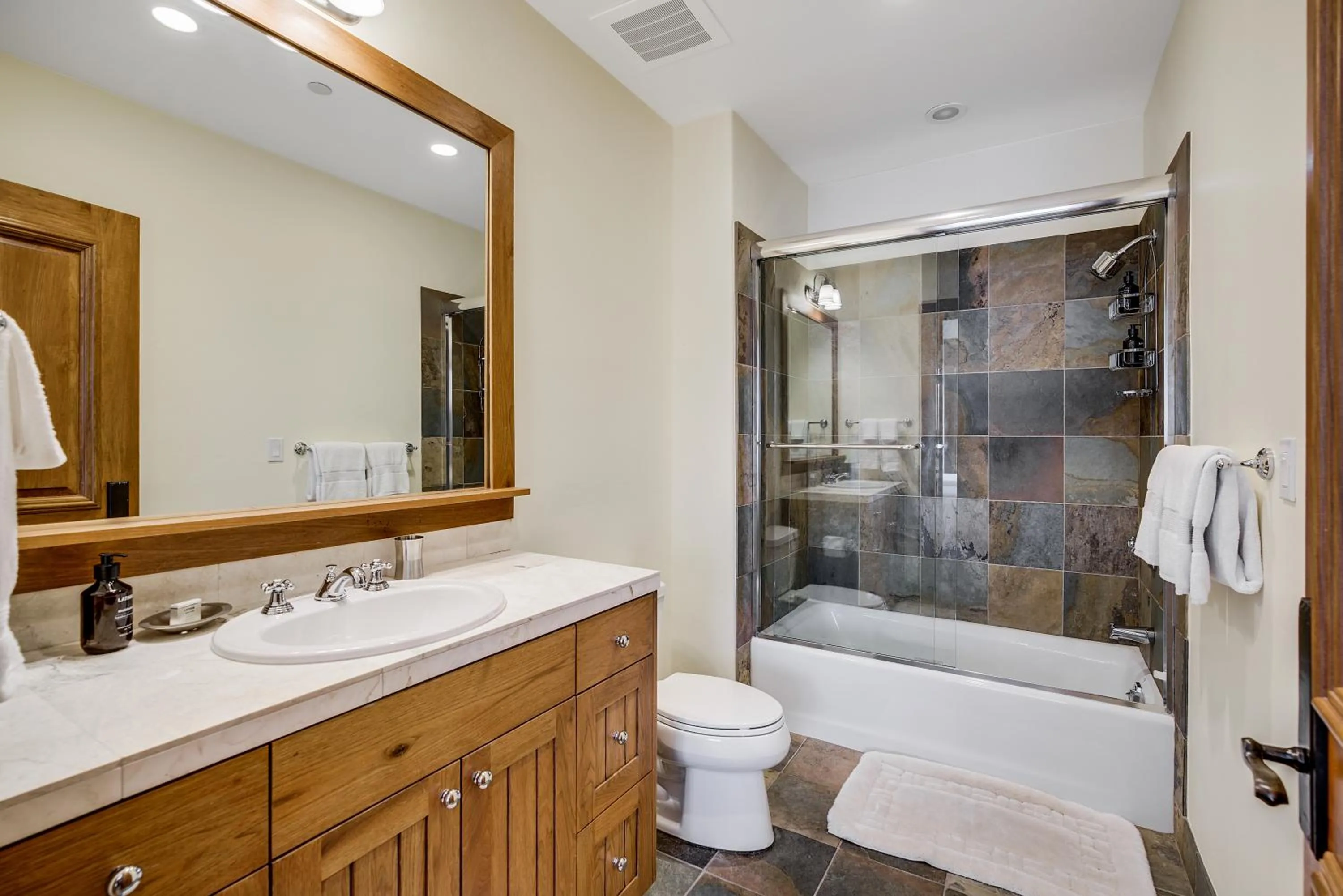 Bathroom in Bachelor Gulch Village