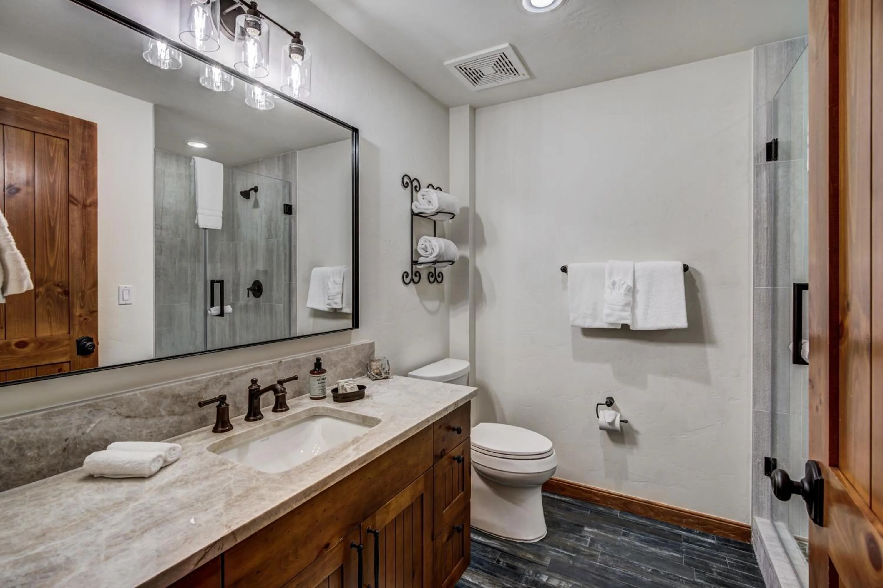 Bathroom in Bachelor Gulch Village