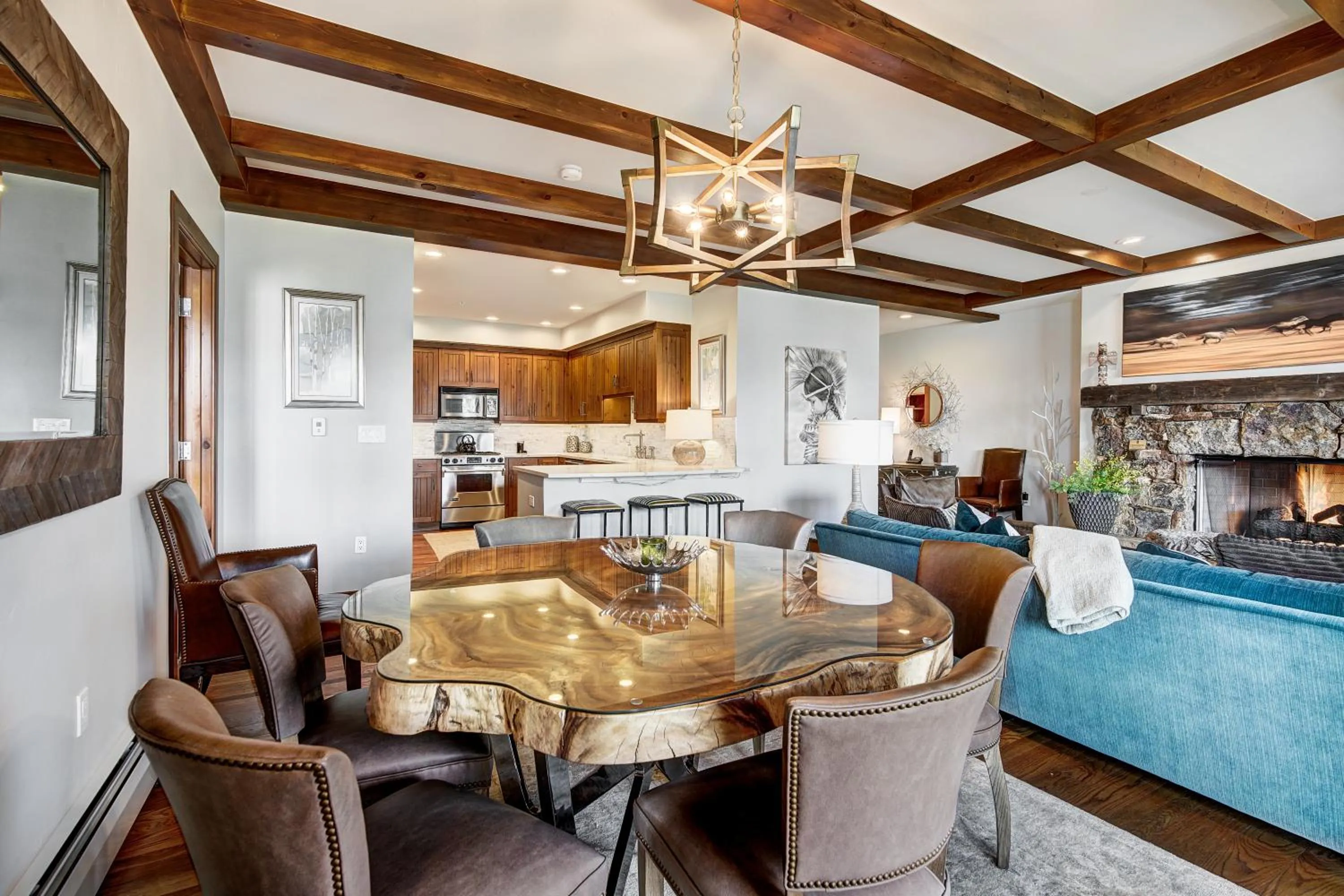 Dining area in Bachelor Gulch Village