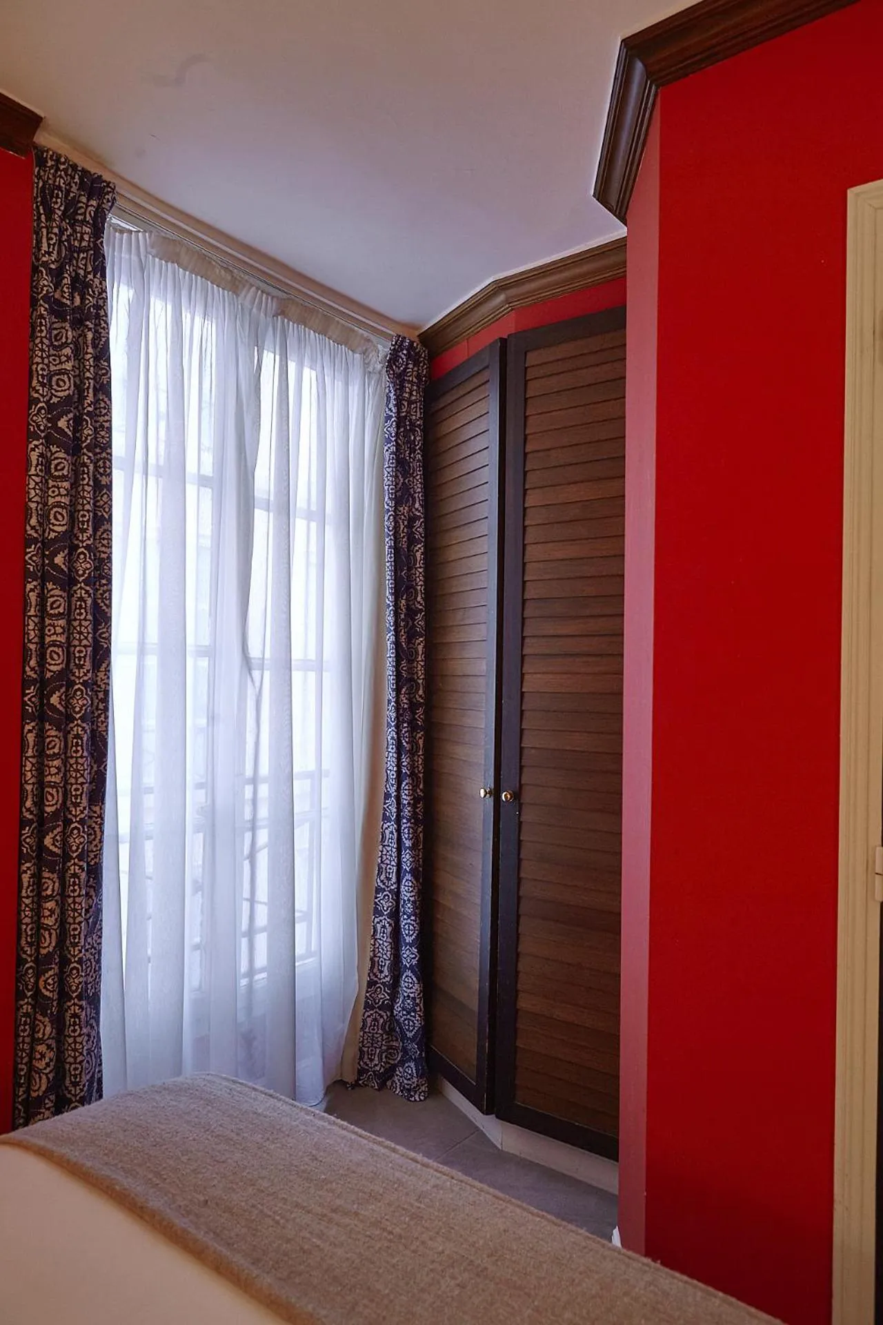 Bed in Hôtel du Danube Saint Germain