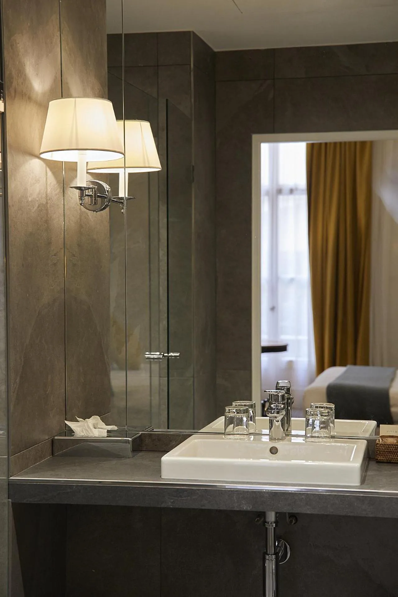 Hôtel du Danube Saint Germain