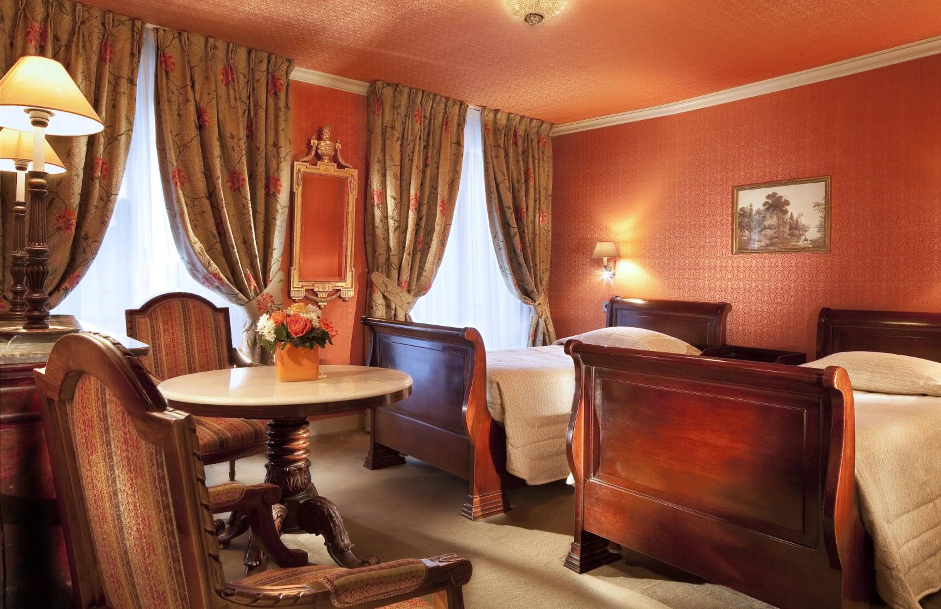 Photo of the whole room in Hôtel du Danube Saint Germain