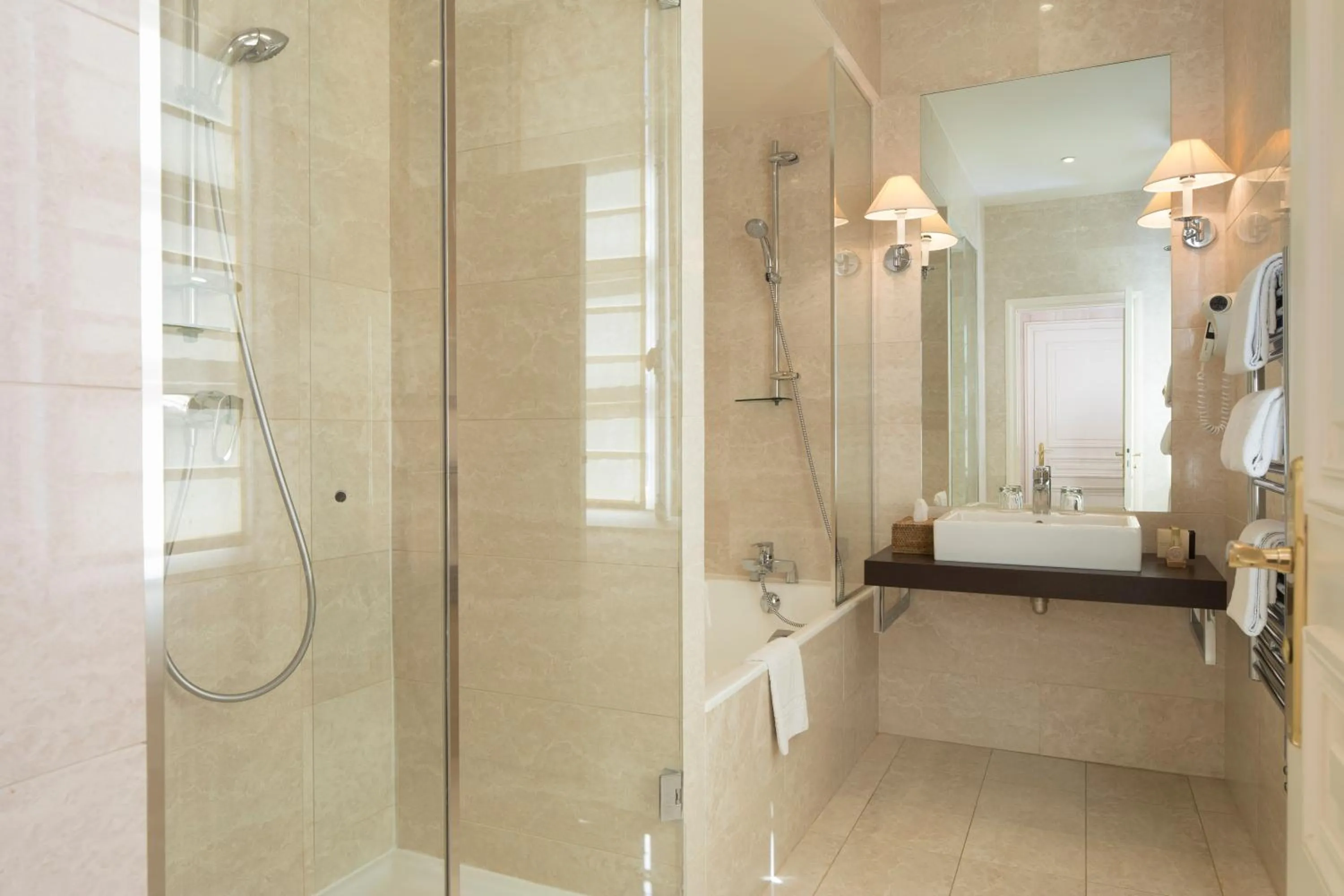 Hôtel du Danube Saint Germain