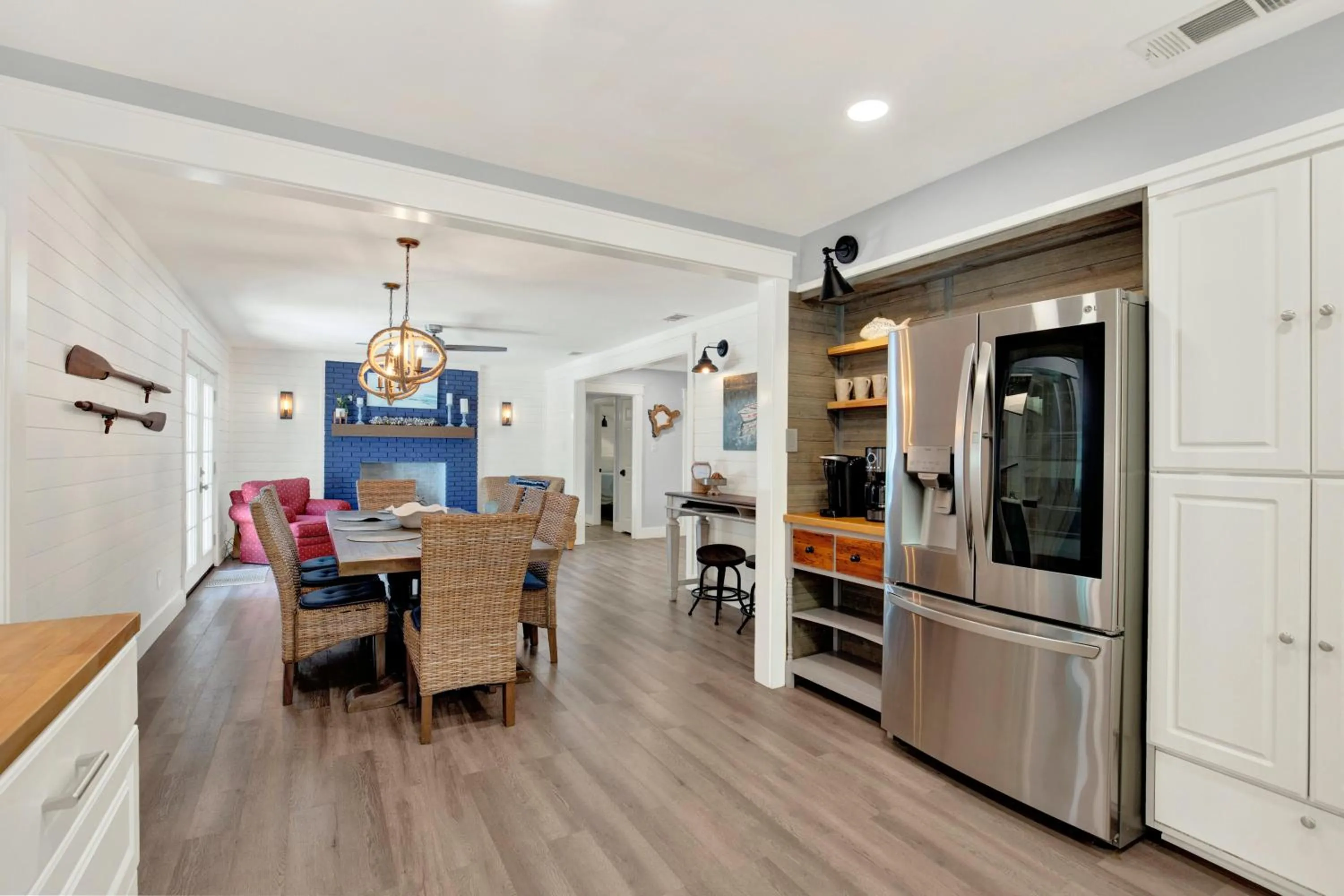 Dining area in The Oar House
