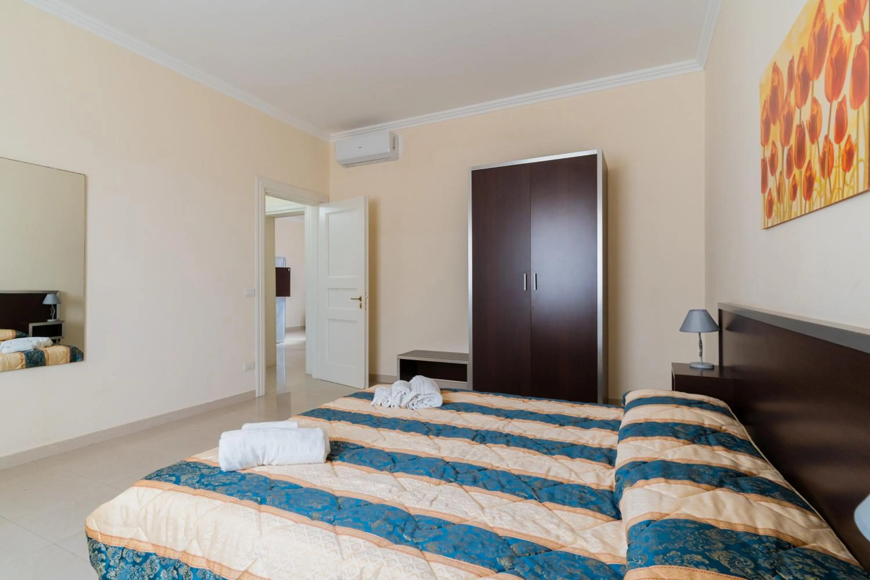 Property building, Bed in Palazzo Mongiò