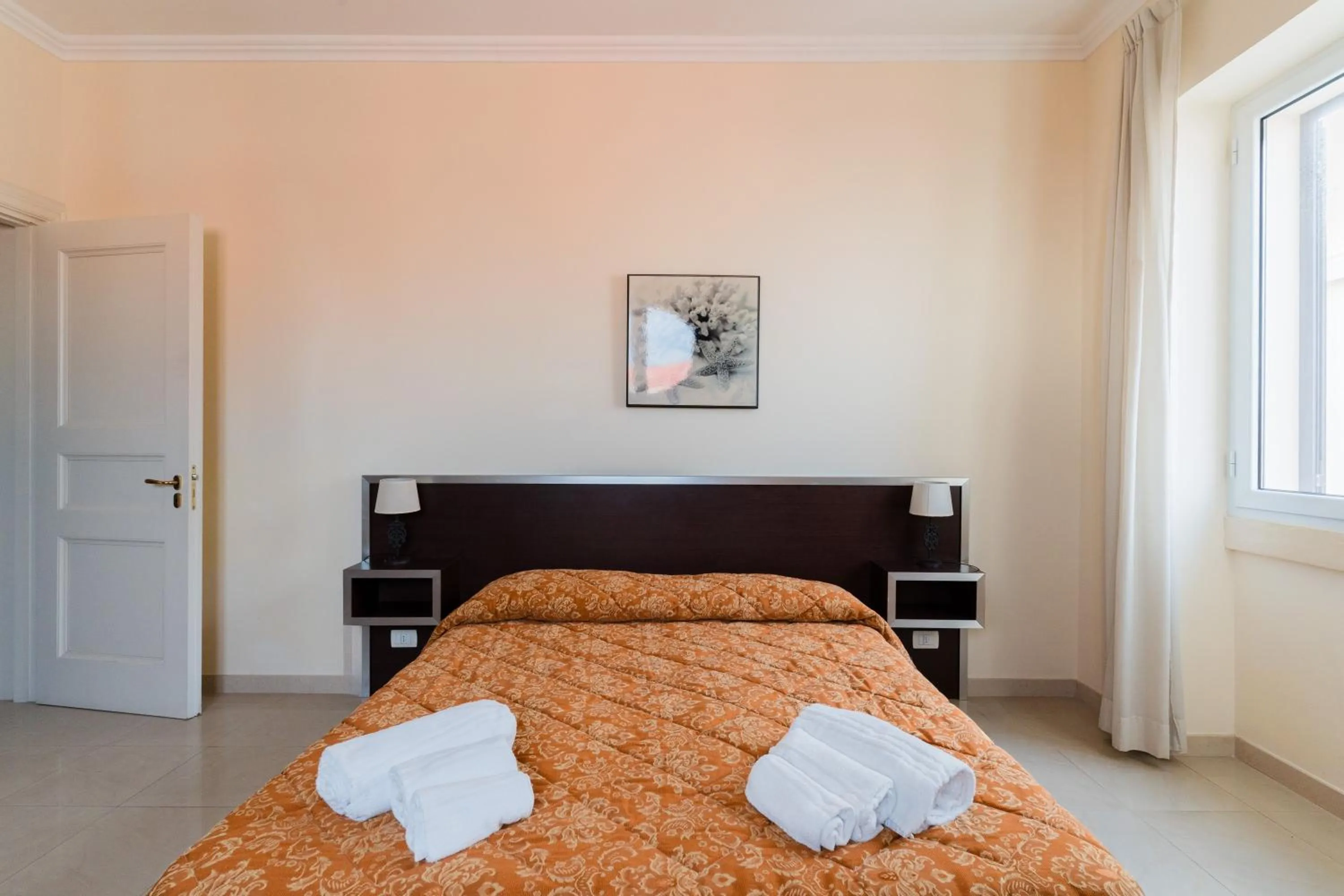 Bed in Palazzo Mongiò