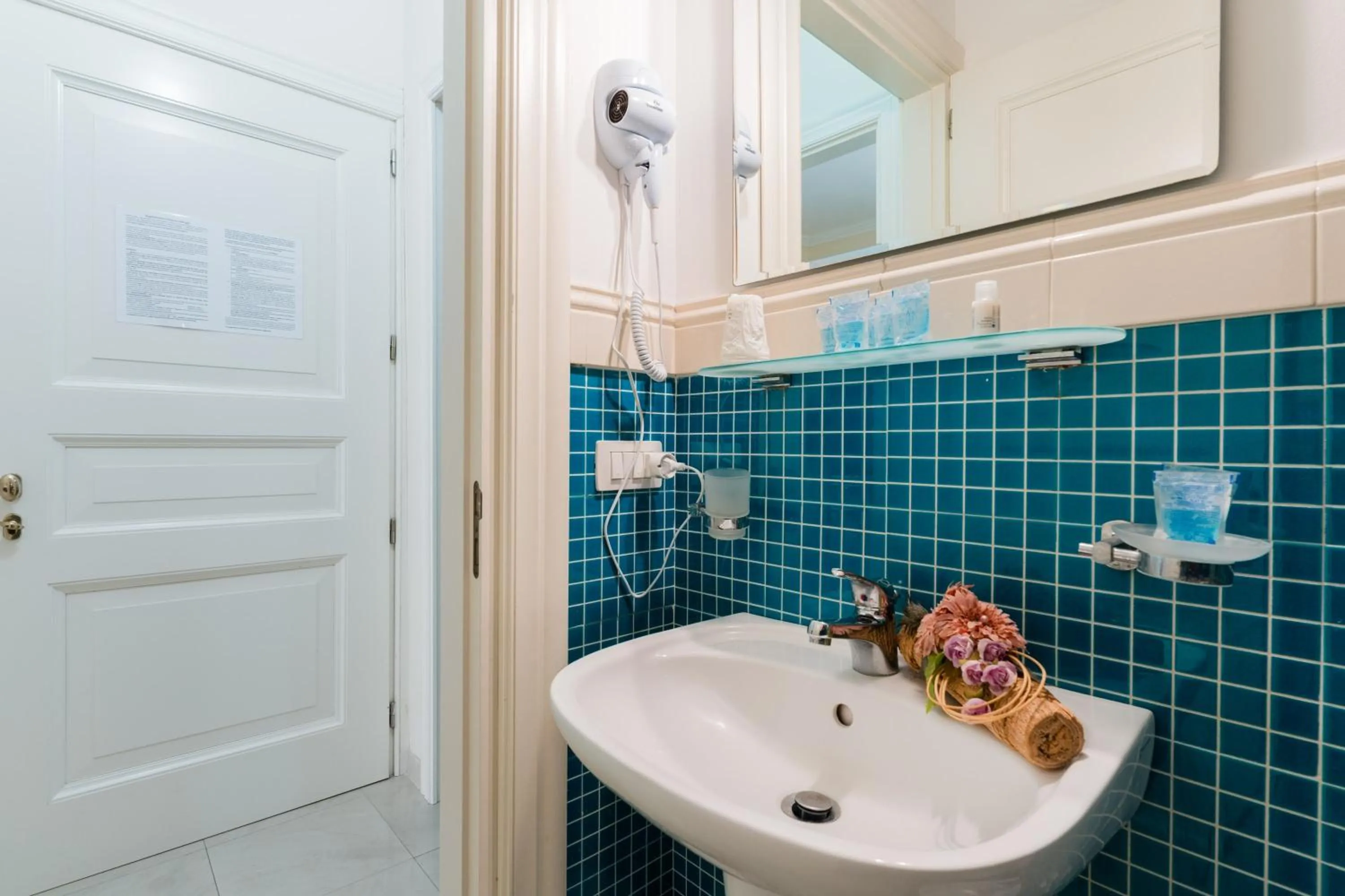 Living room in Palazzo Mongiò