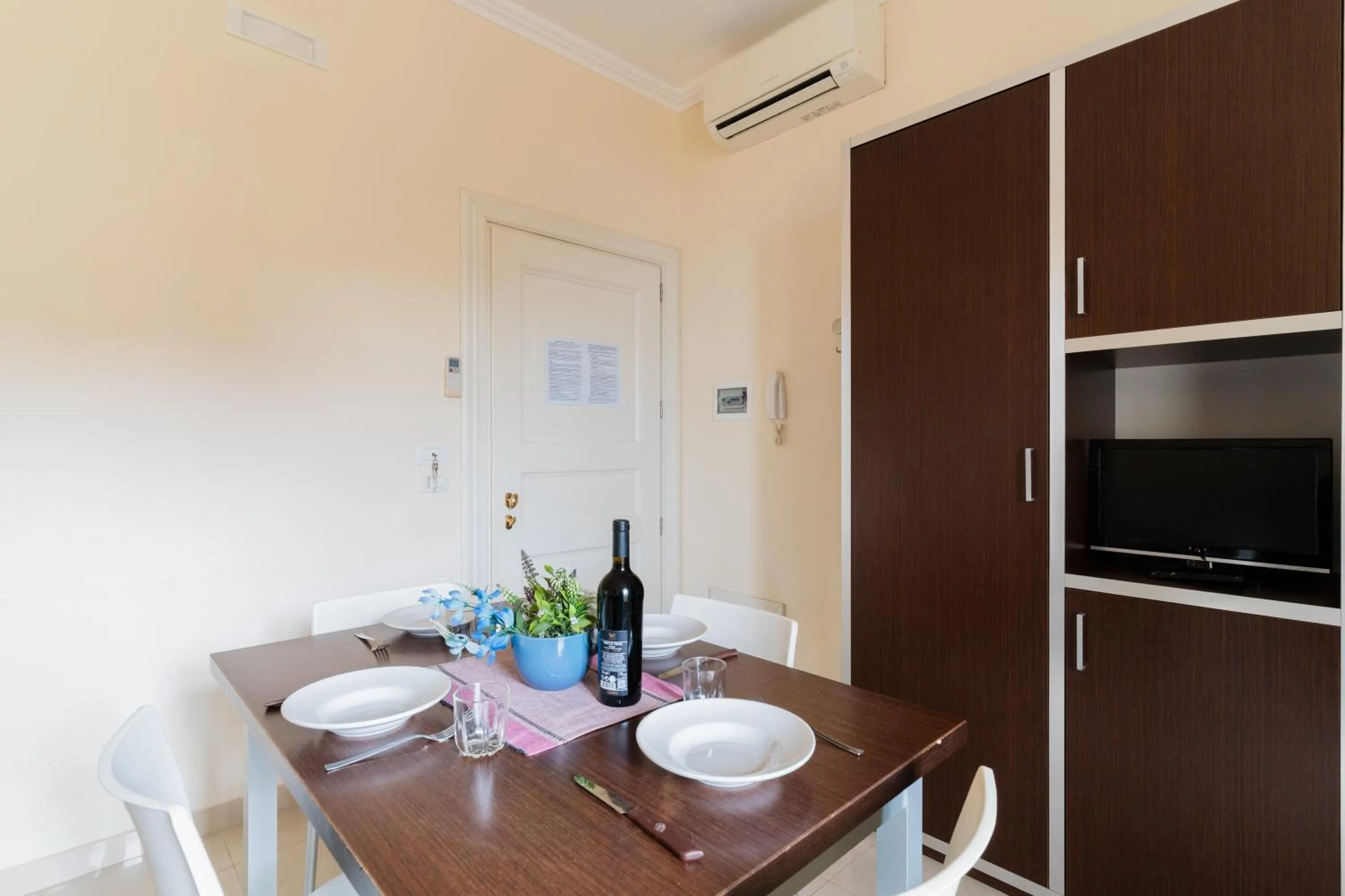 Property building in Palazzo Mongiò