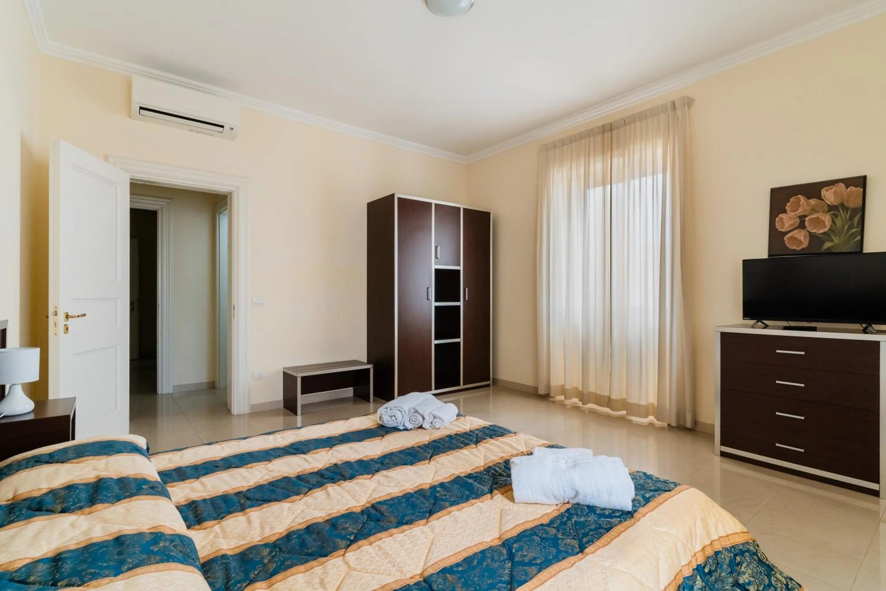 Bed in Palazzo Mongiò